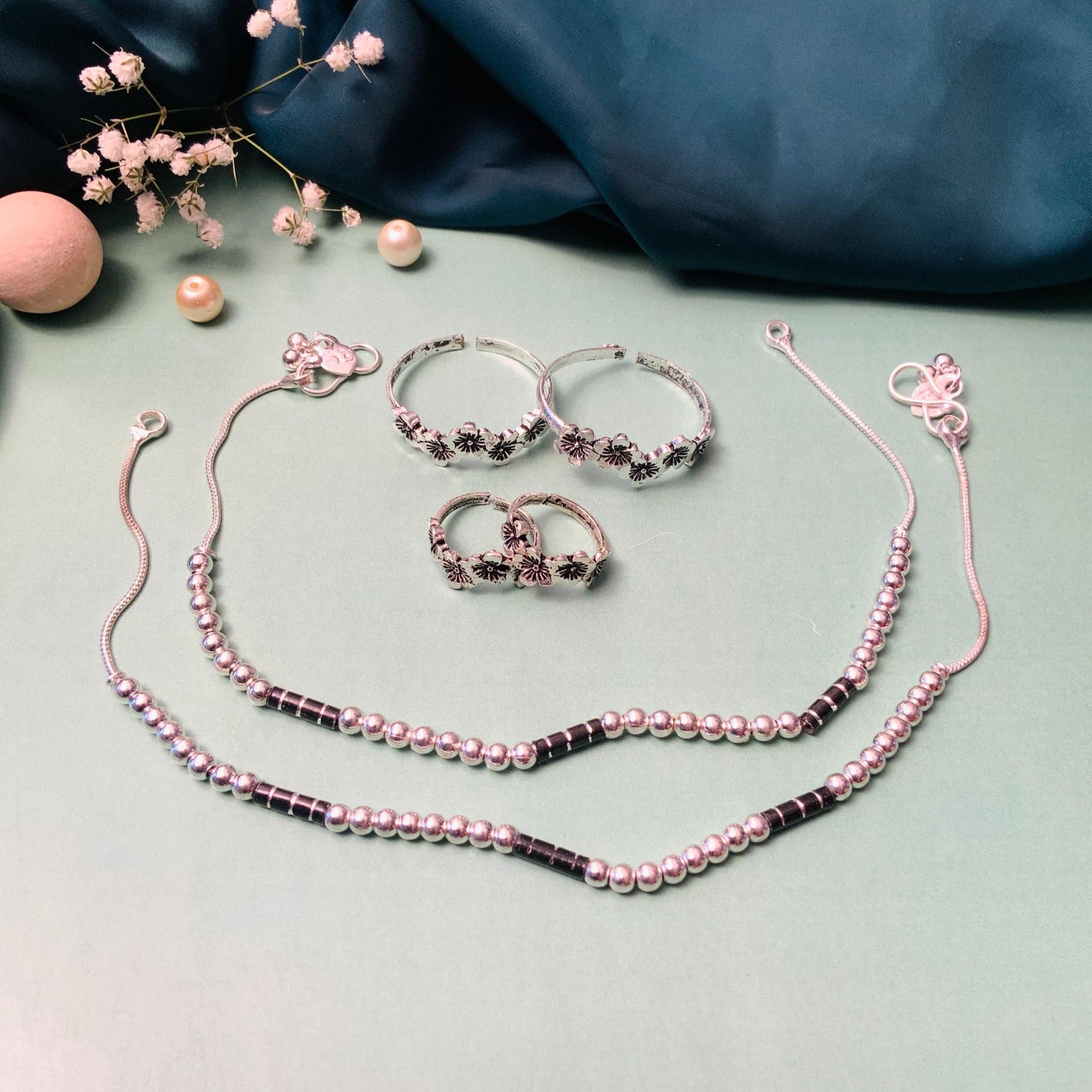 Charming Silver Oxidised Anklet & Toe Rings Combo - Abdesignsjewellery