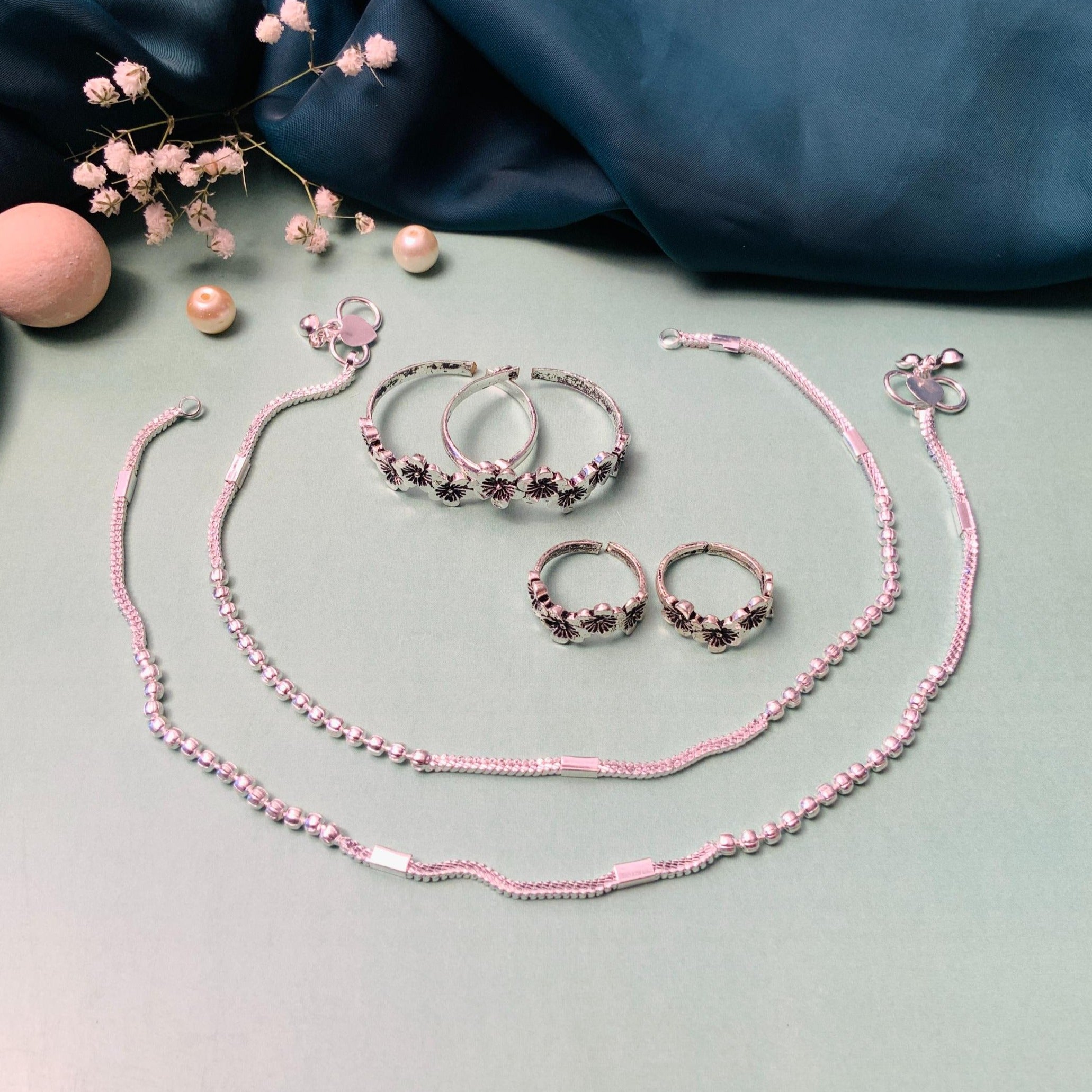 Charming Silver Oxidised Anklet & Toe Rings Combo - Abdesignsjewellery