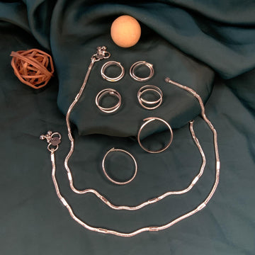 Pleasing Silver Oxidised Anklet & Toe Rings Combo