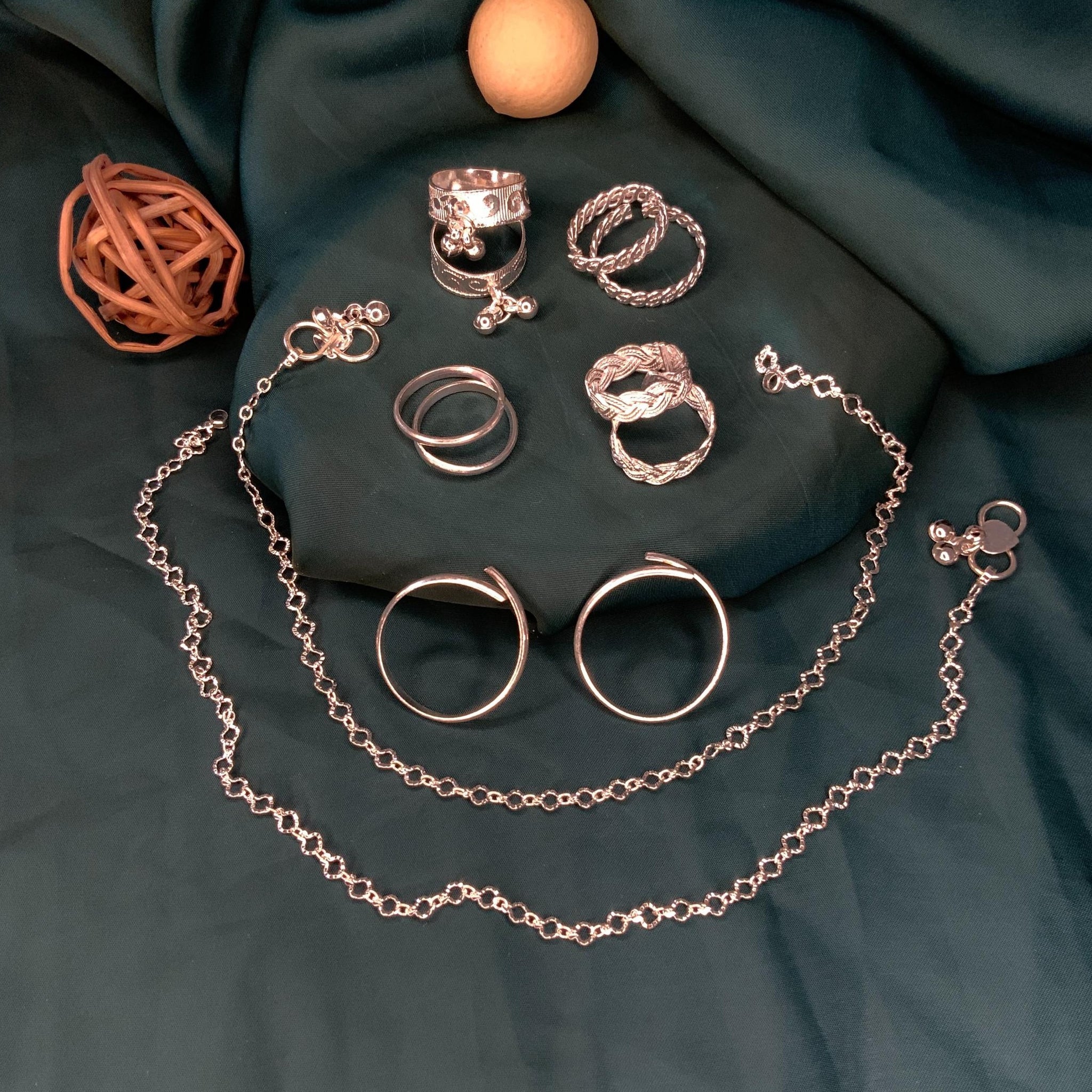 Delightful Silver Oxidised Anklet & Toe Rings Combo - Abdesignsjewellery