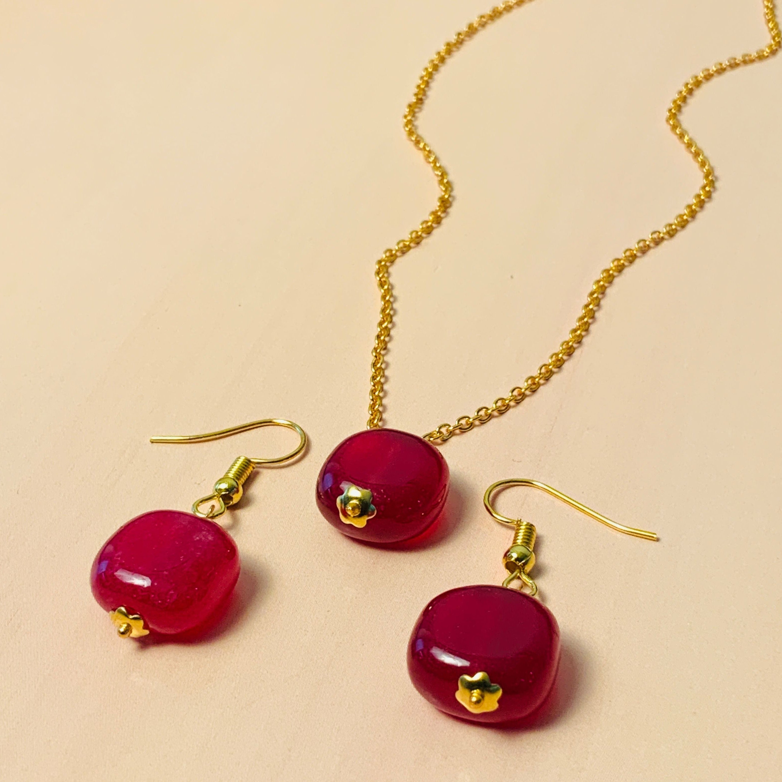 Stunning High Quality Monalisa Bead Necklace