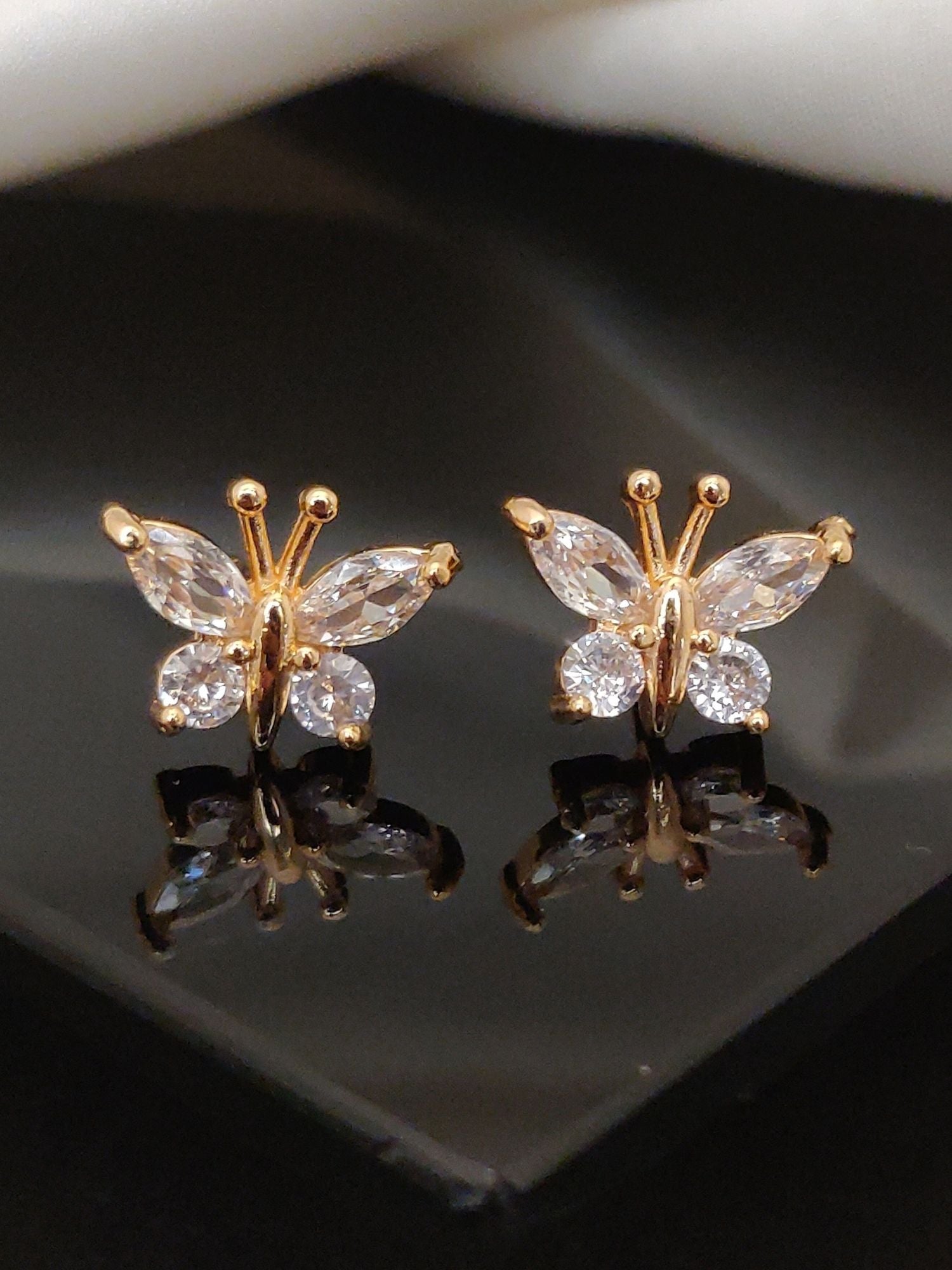 Abdesigns DailyWear RoseGold Plated Studs Earring