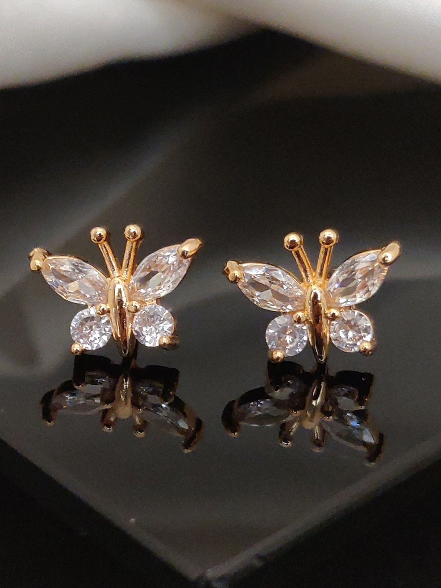 Abdesigns DailyWear RoseGold Plated Studs Earring