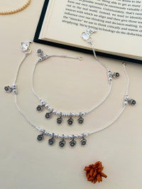 Thumbnail for Enchanting Silver Plated Floral Anklets - Abdesignsjewellery