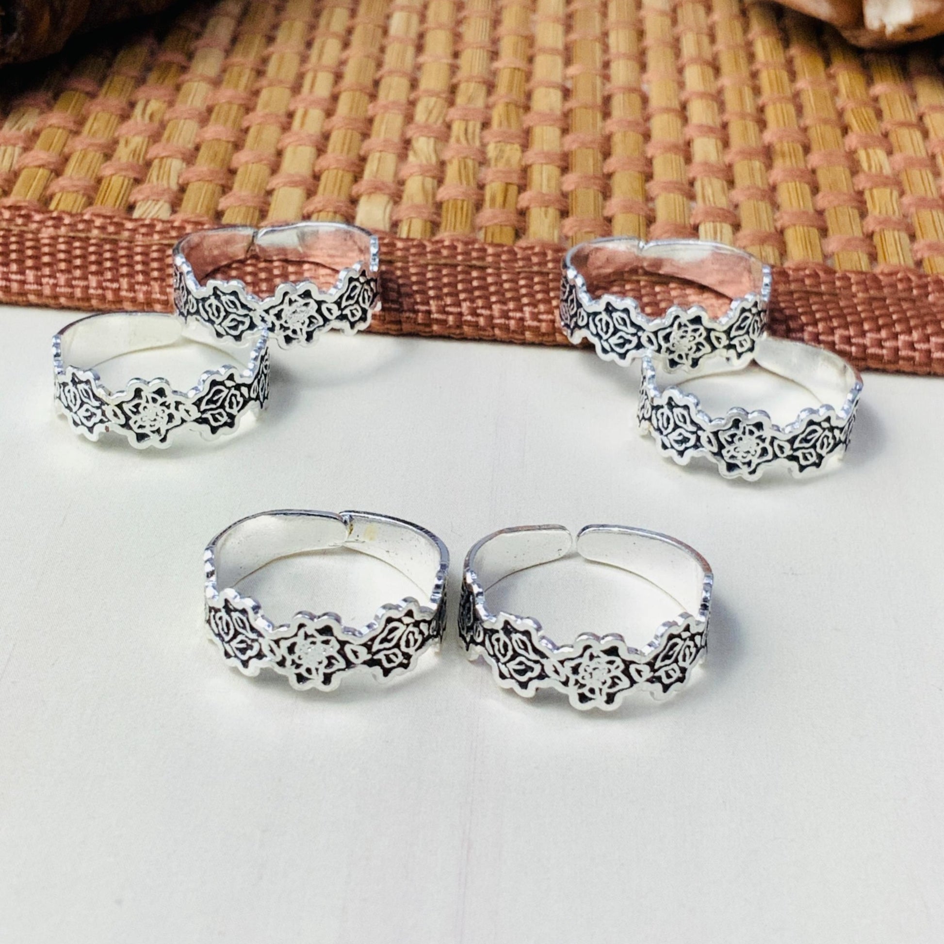 Elegant Silver Oxidised Pack of 3 Pairs Toe Rings Combo - Abdesignsjewellery