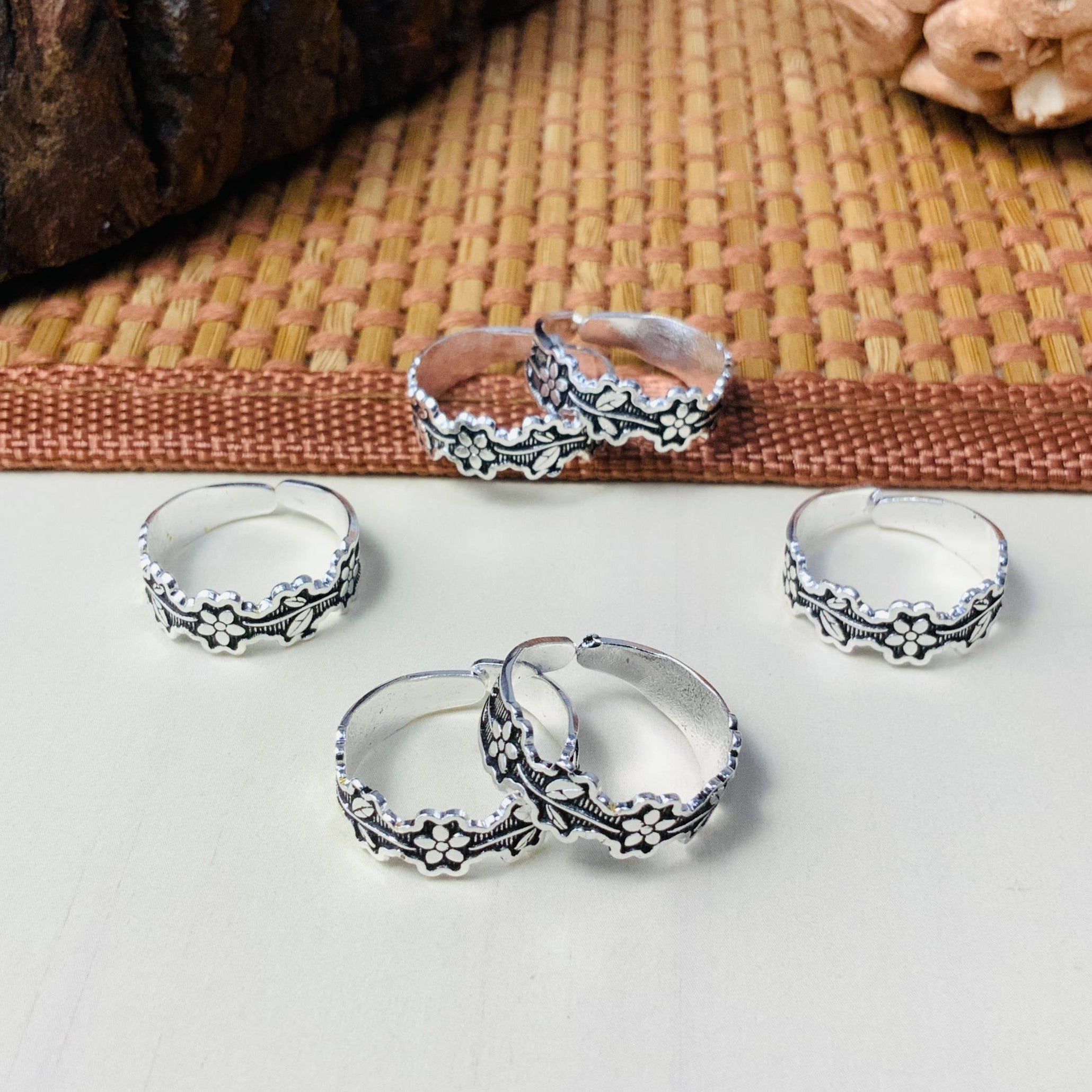 Elegant Silver Oxidised Pack of 3 Pairs Toe Rings Combo - Abdesignsjewellery