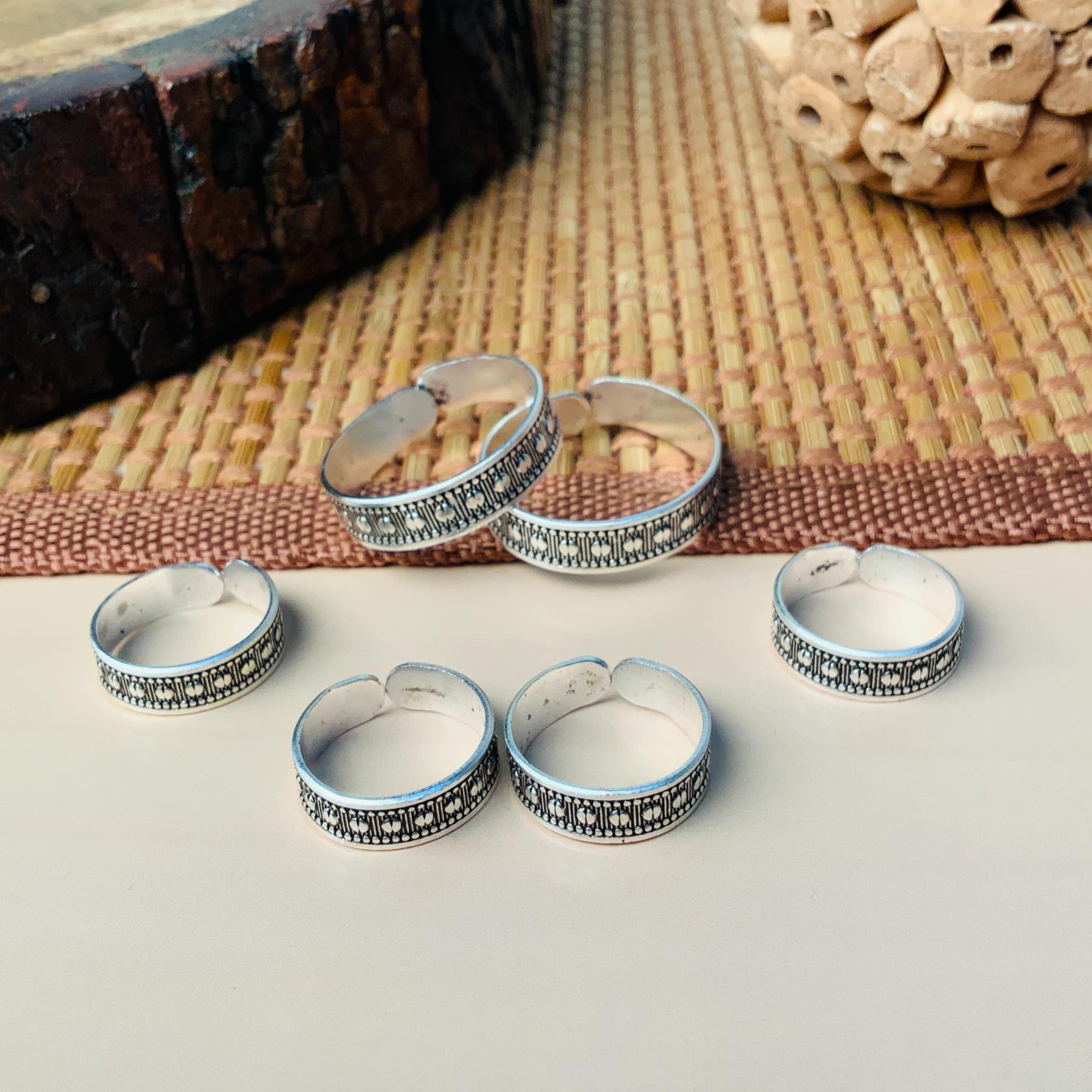 Beautiful Silver Oxidised Pack of 3 Pairs Toe Rings Combo - Abdesignsjewellery