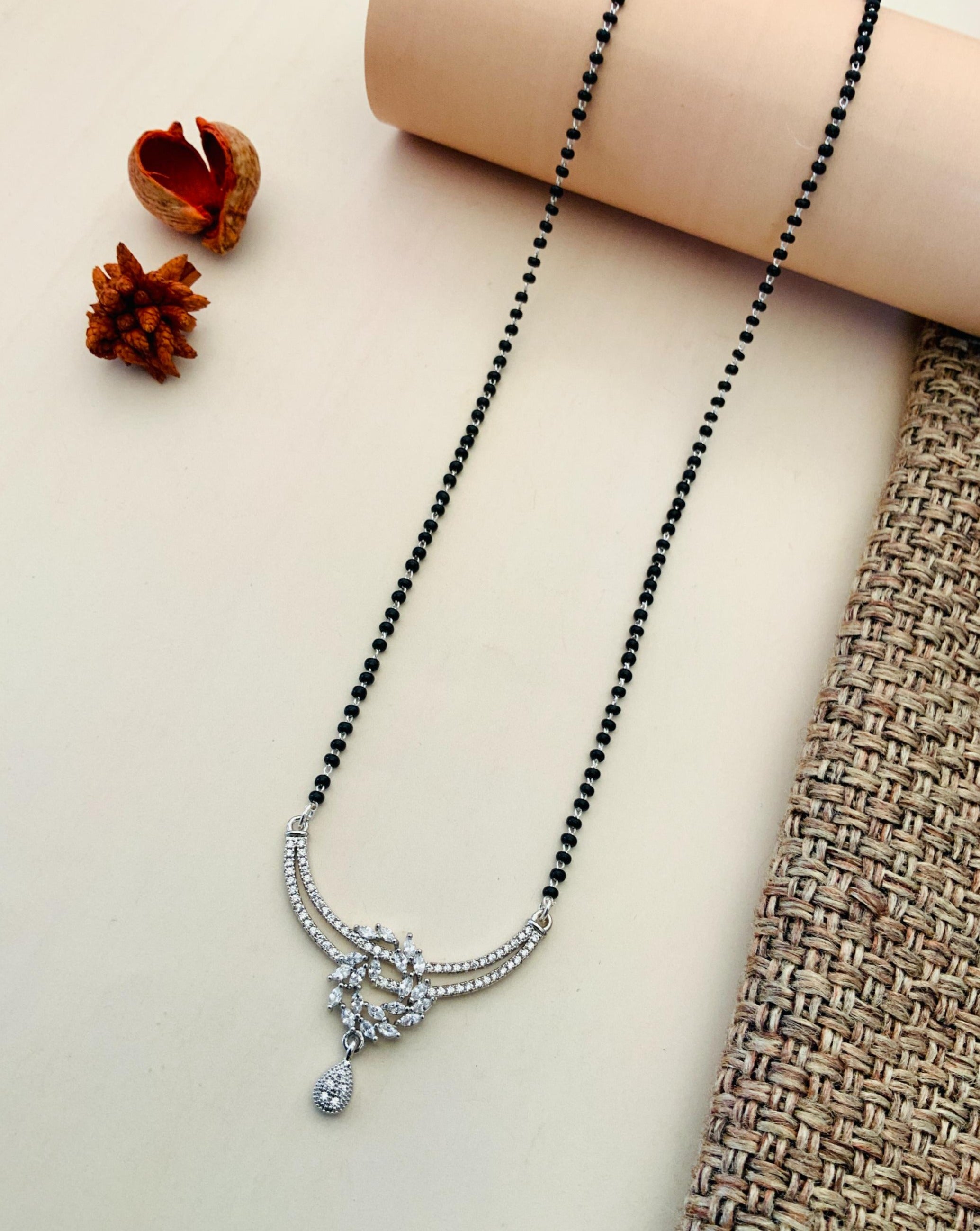 simple diamond mangalsutra