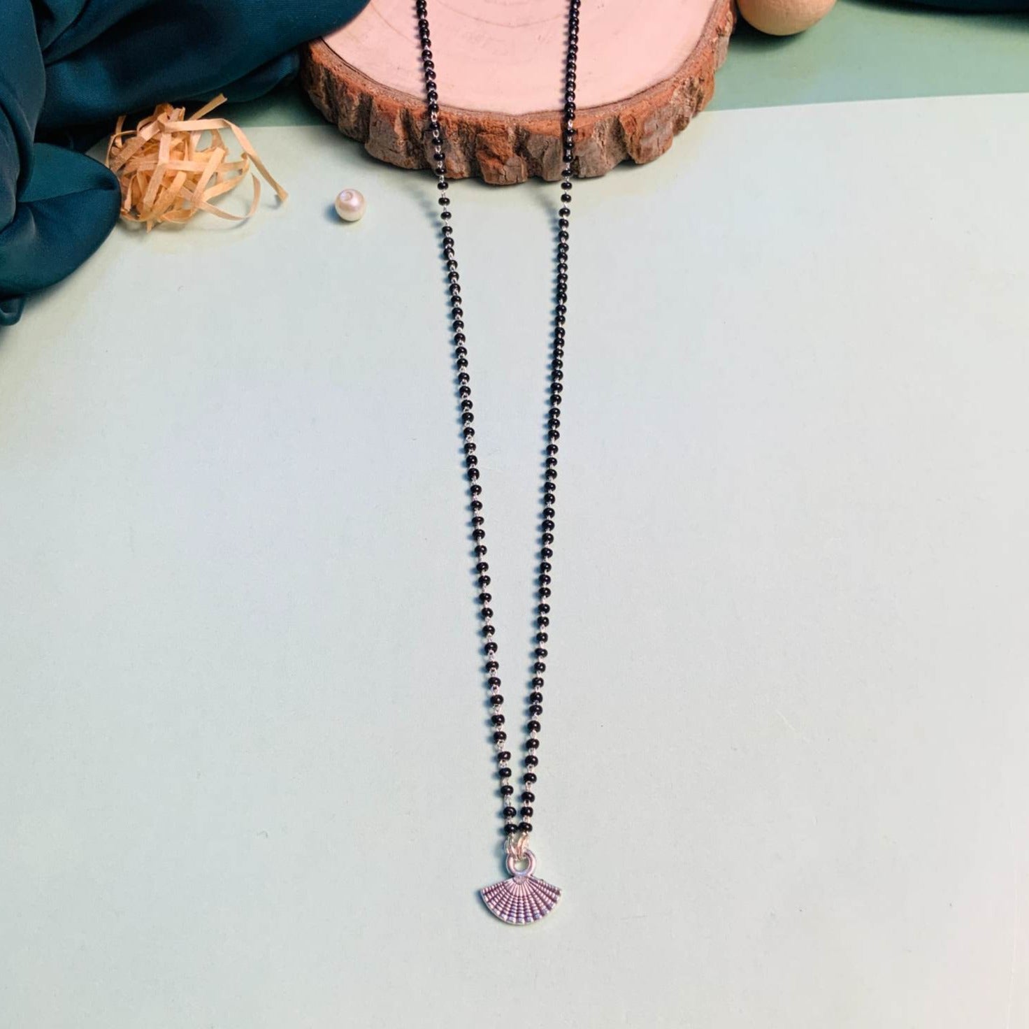 Statement Silver Plated Seashell Managalsutra