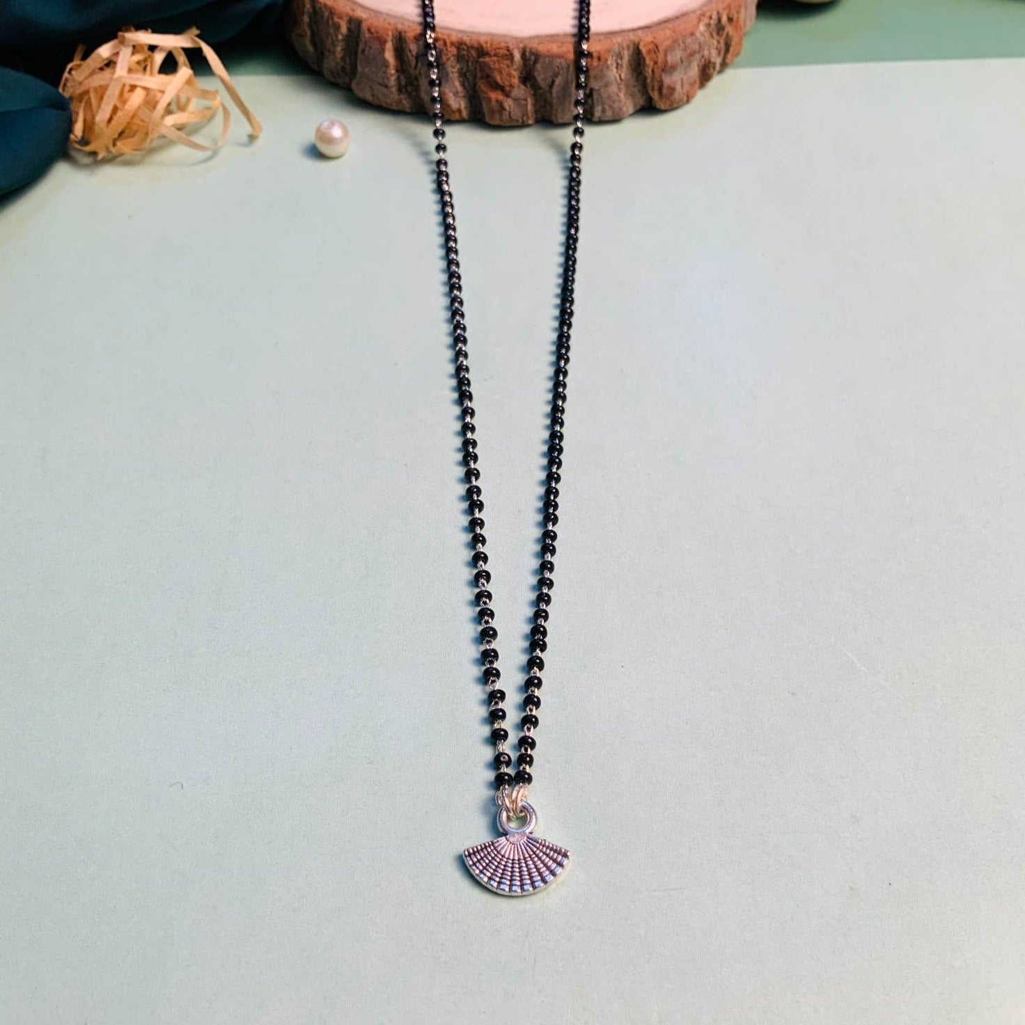 Statement Silver Plated Seashell Managalsutra