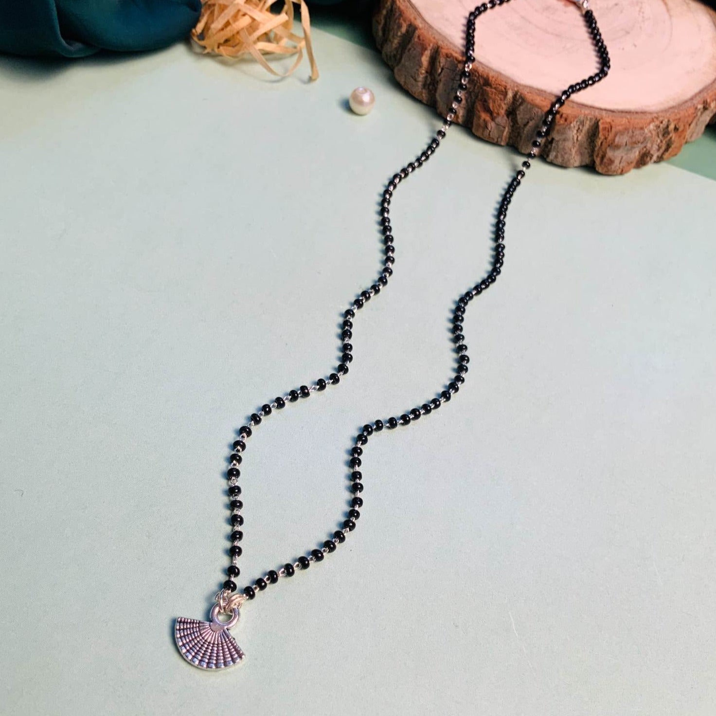 Statement Silver Plated Seashell Managalsutra