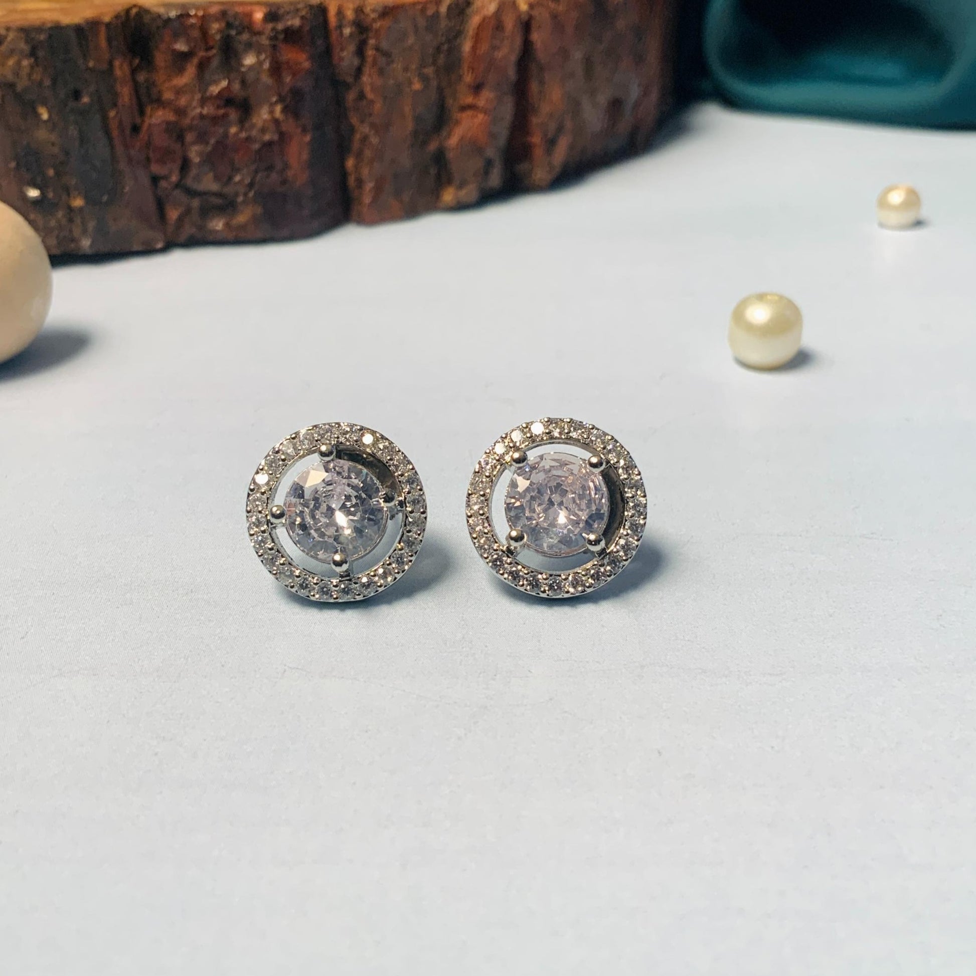 HQ-Studs 