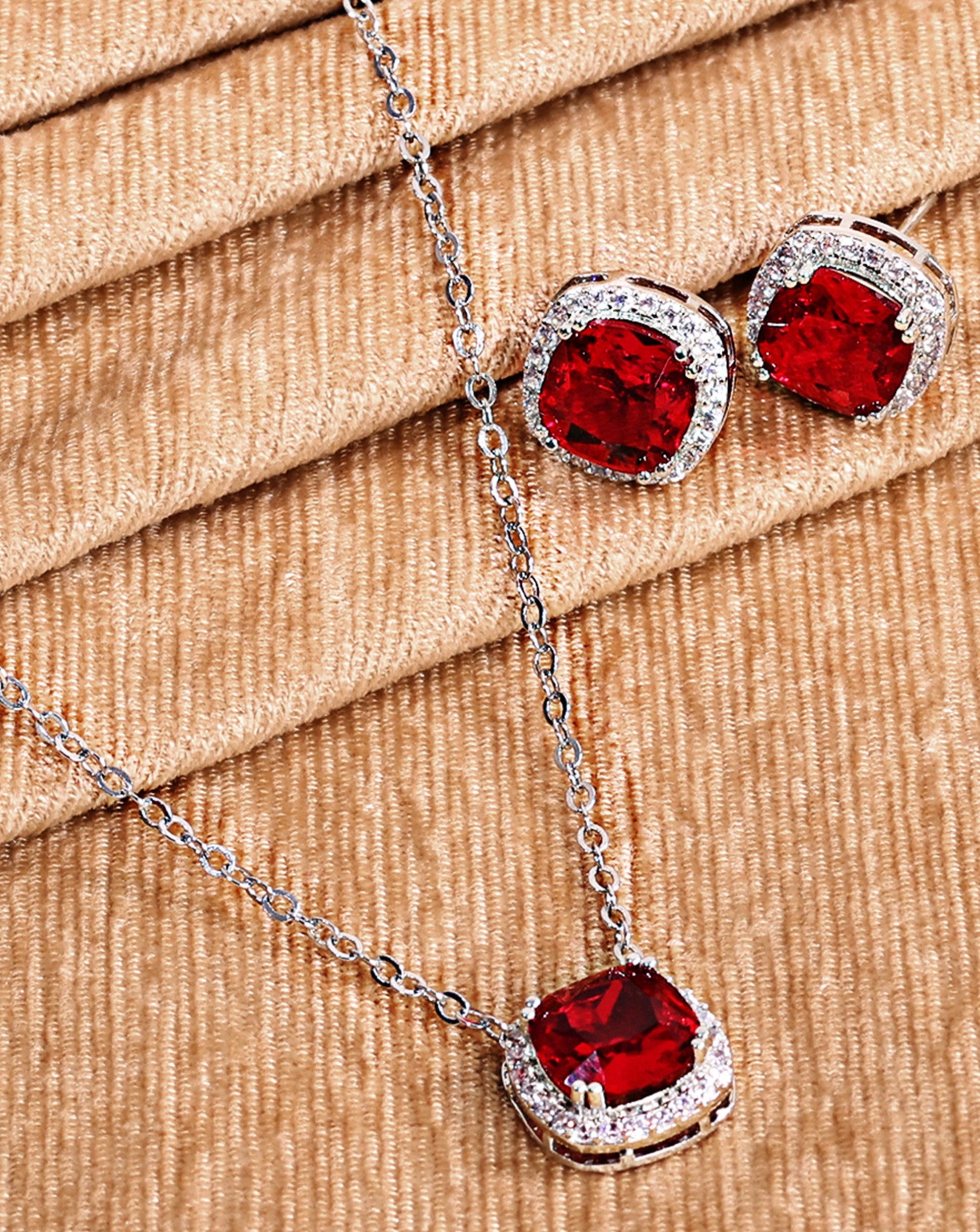 American Diamond Pendant Set