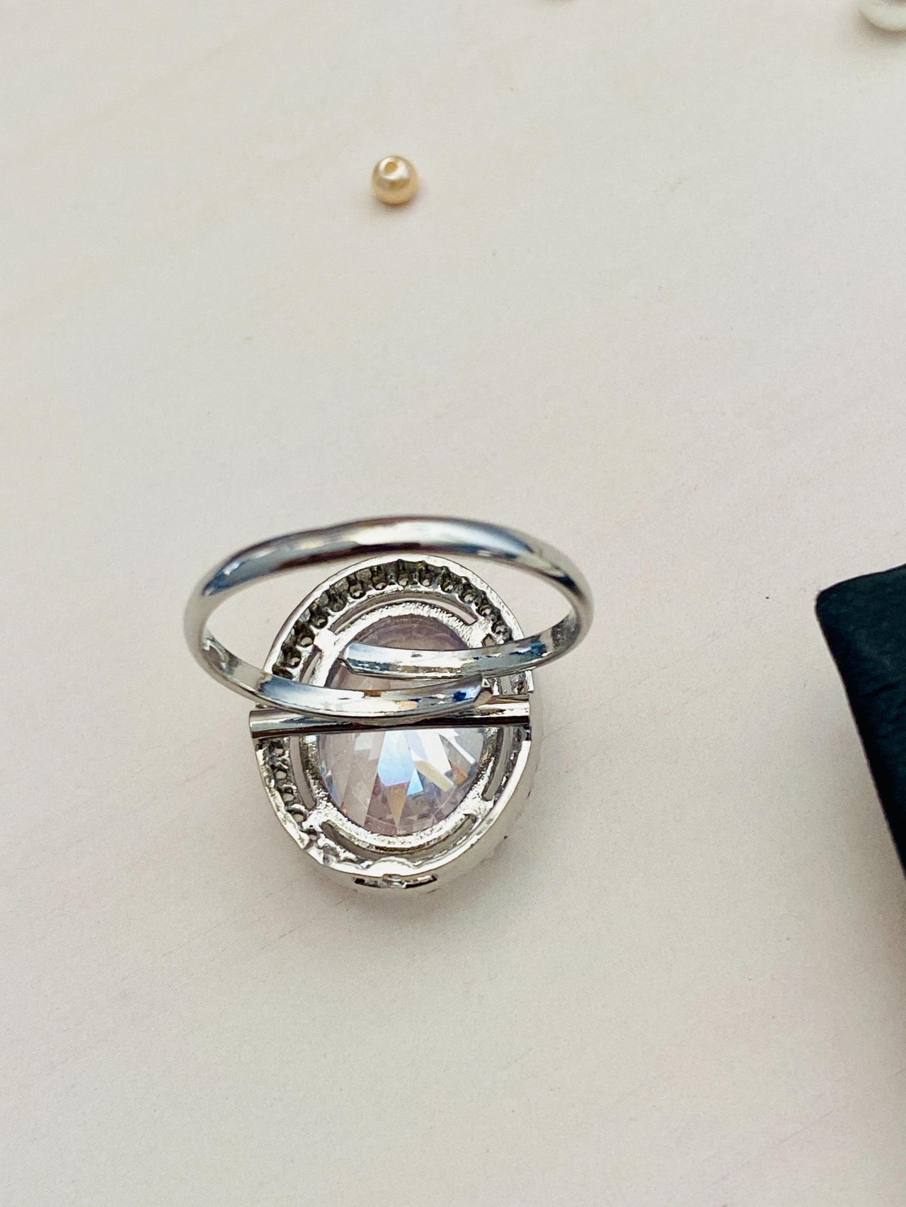 Elegant Silver Plated Oval Cut Zircon Cocktail Ring - Abdesignsjewellery