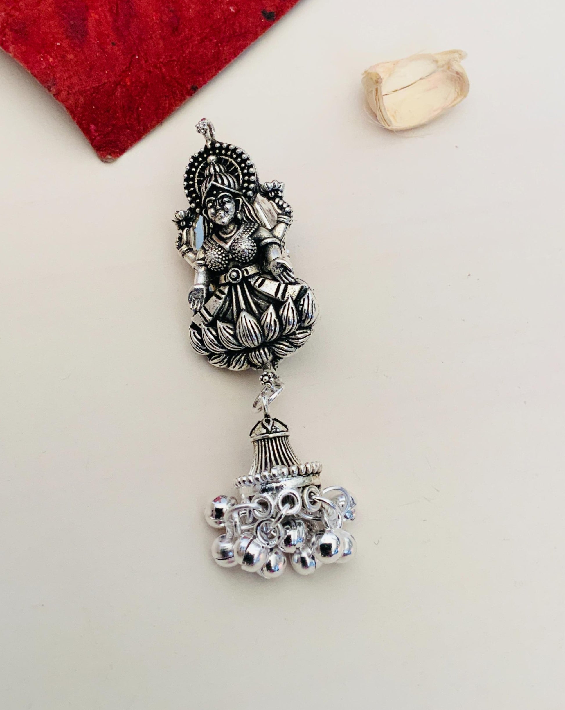 German Silver Plated Saree Pin