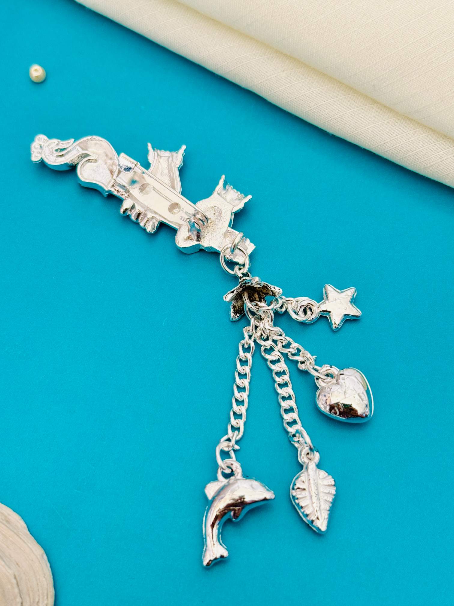 Murli Style German Silver Plated Saree Pin