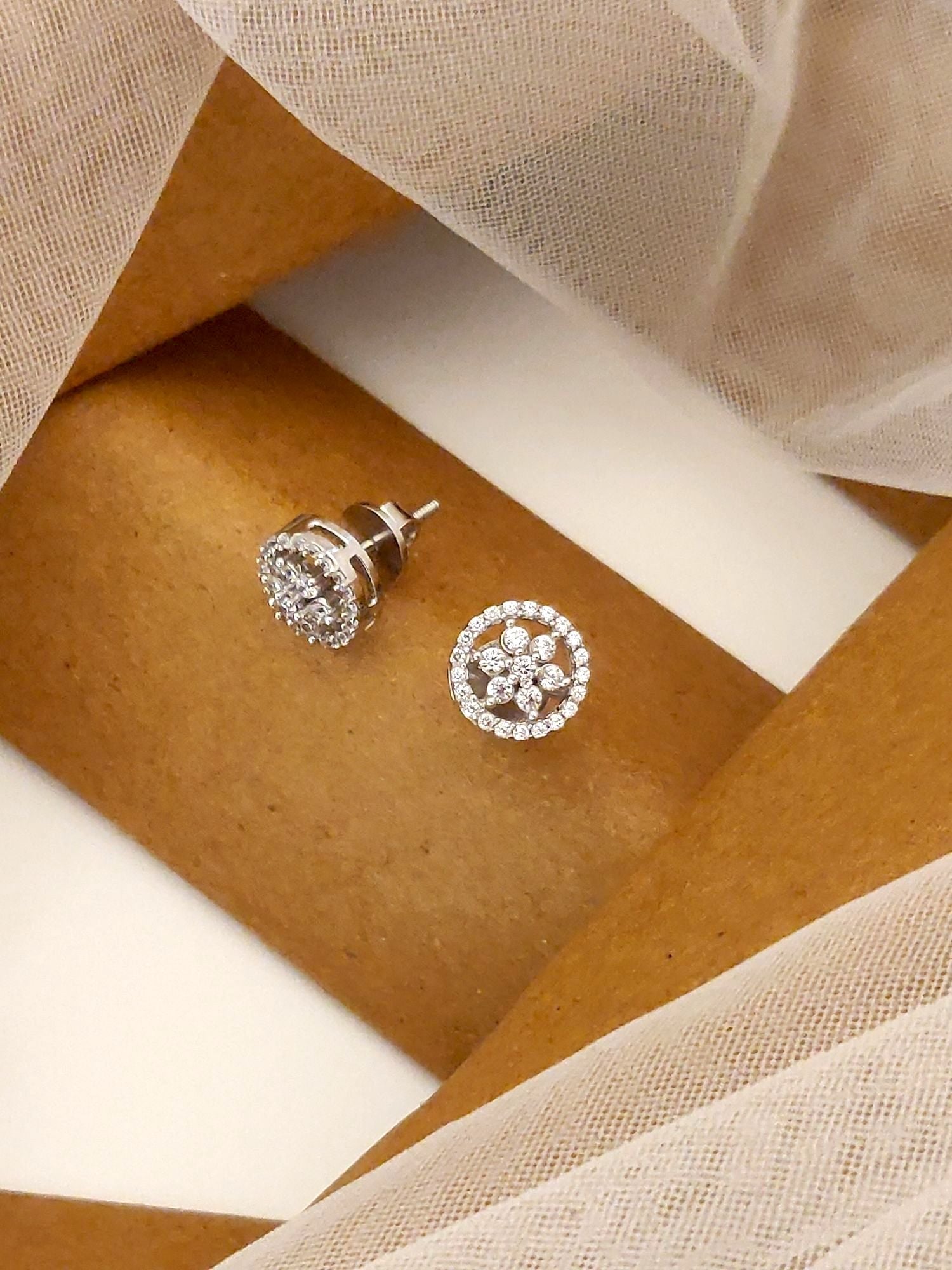 925 Sterling Silver Diamond Studs Earring