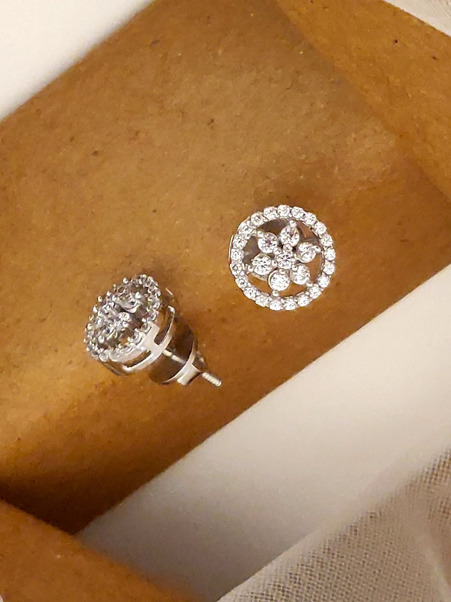 925 Sterling Silver Diamond Studs Earring