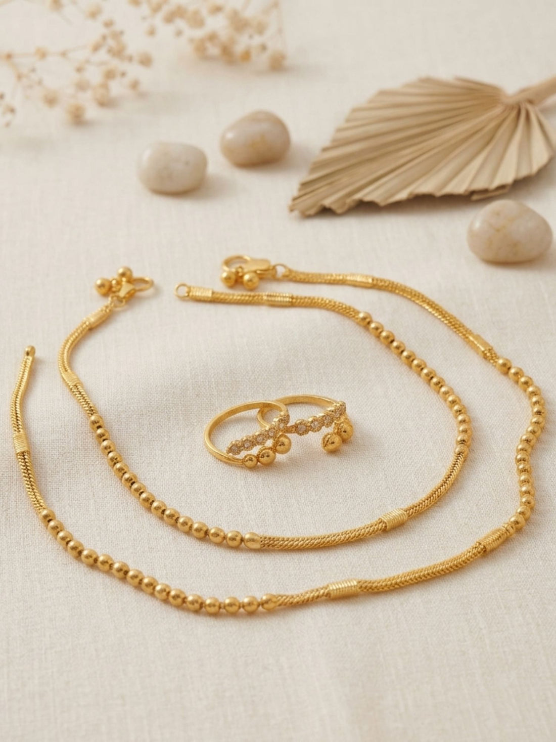 Glamorous Golden Anklet Toerings Combo - Abdesignsjewellery