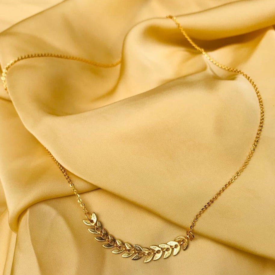 Aashi Beautiful Leaf Pattern Necklace - Abdesignsjewellery