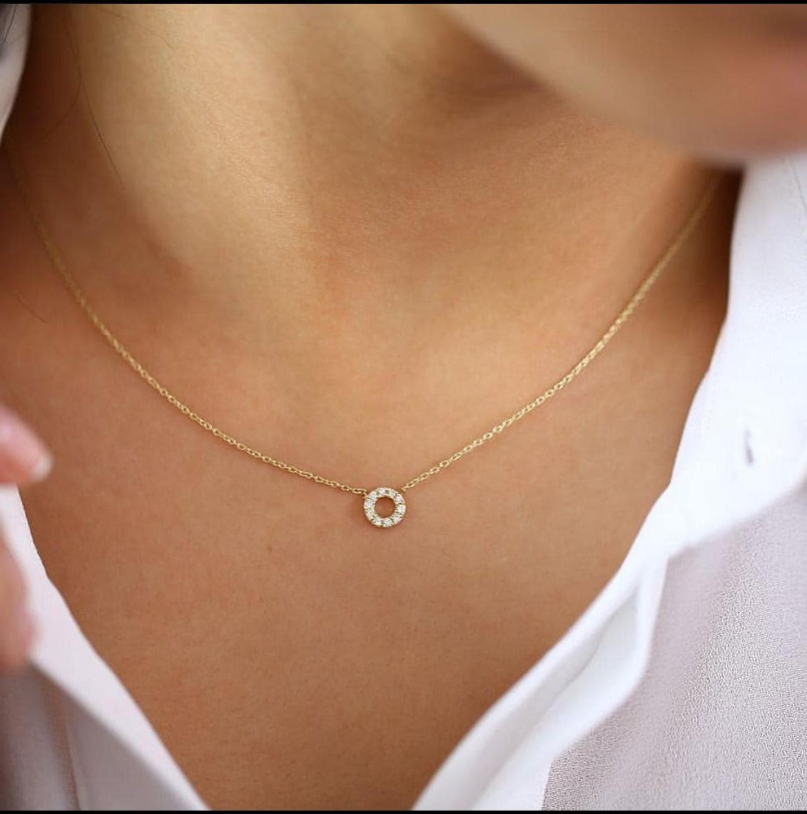 Aarushi Sharma Dailywear Gold Round Pendant Necklace - Abdesignsjewellery