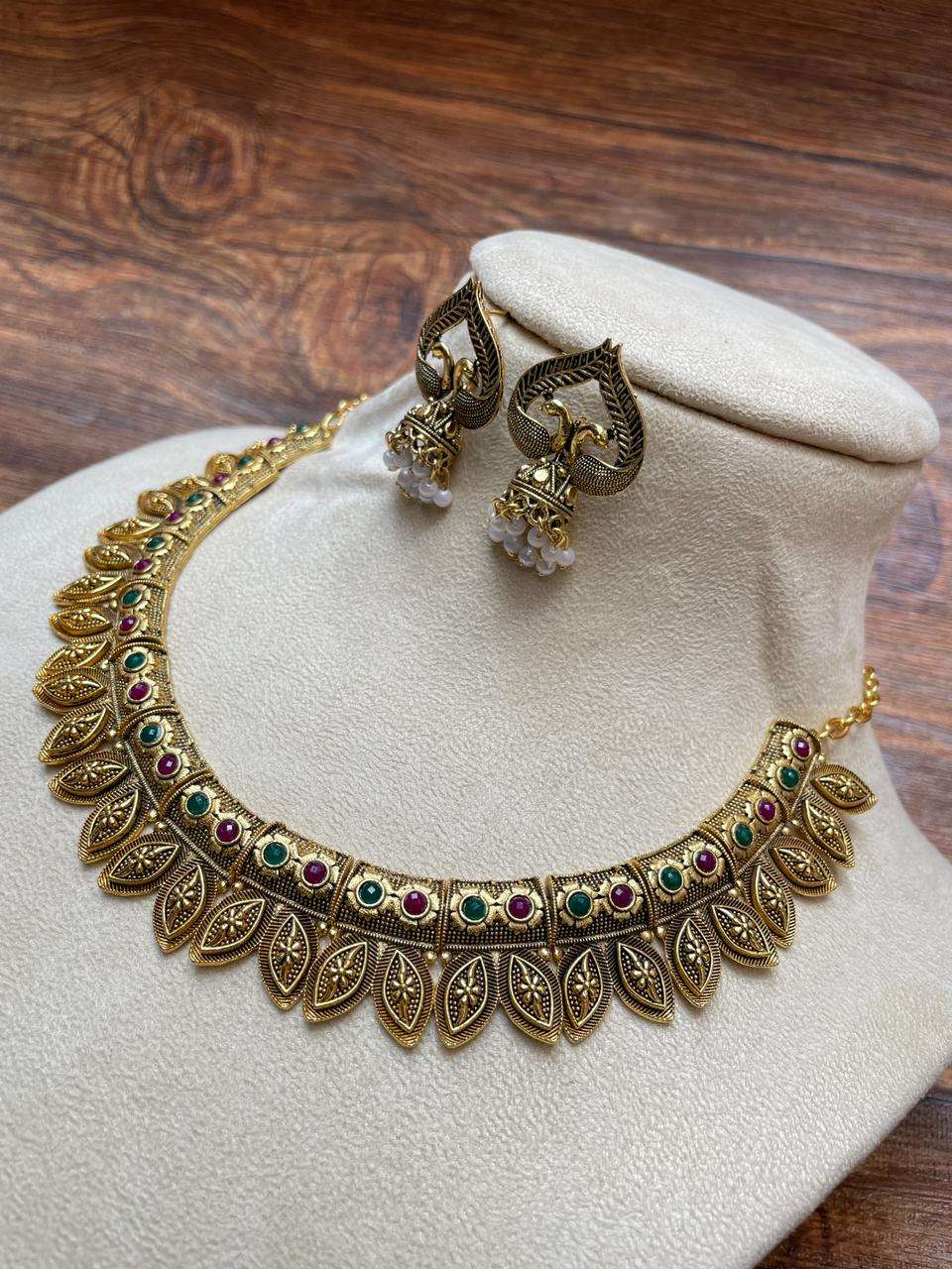 Antique Leaf Necklace - Abdesignsjewellery