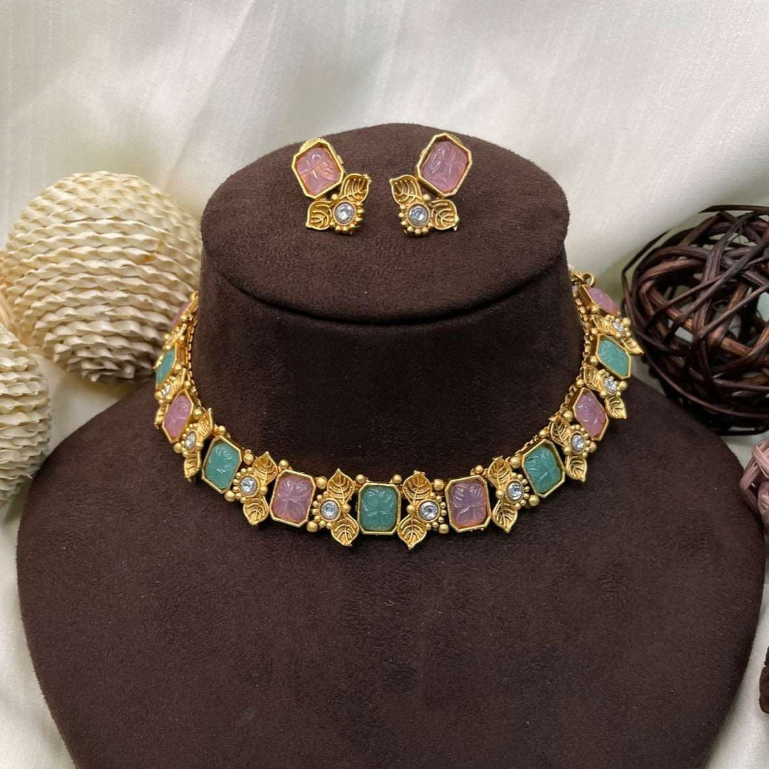 Antique Fusion Kemp Stone Necklace & Earrings - Abdesignsjewellery