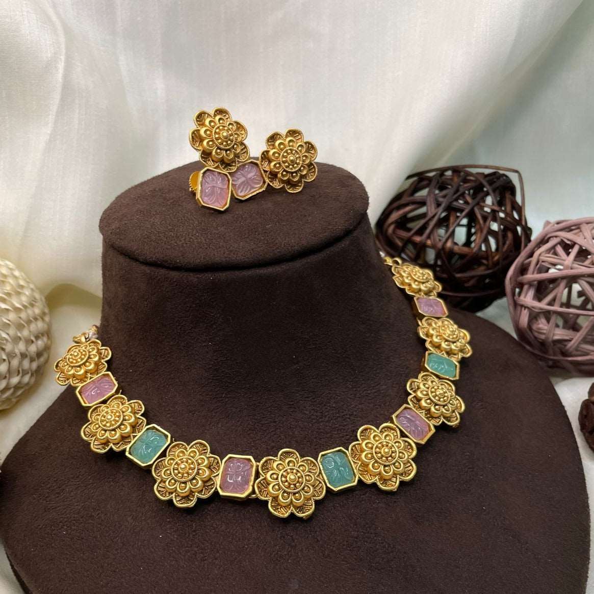 Antique Fusion Kemp Stone Necklace & Earrings - Abdesignsjewellery