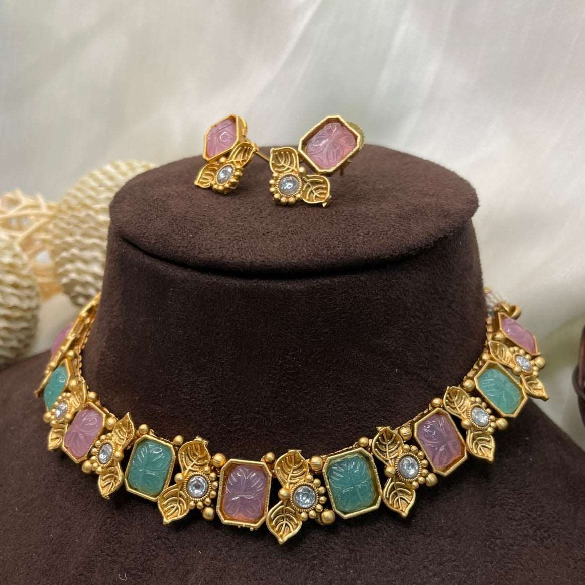 Antique Fusion Kemp Stone Necklace & Earrings - Abdesignsjewellery