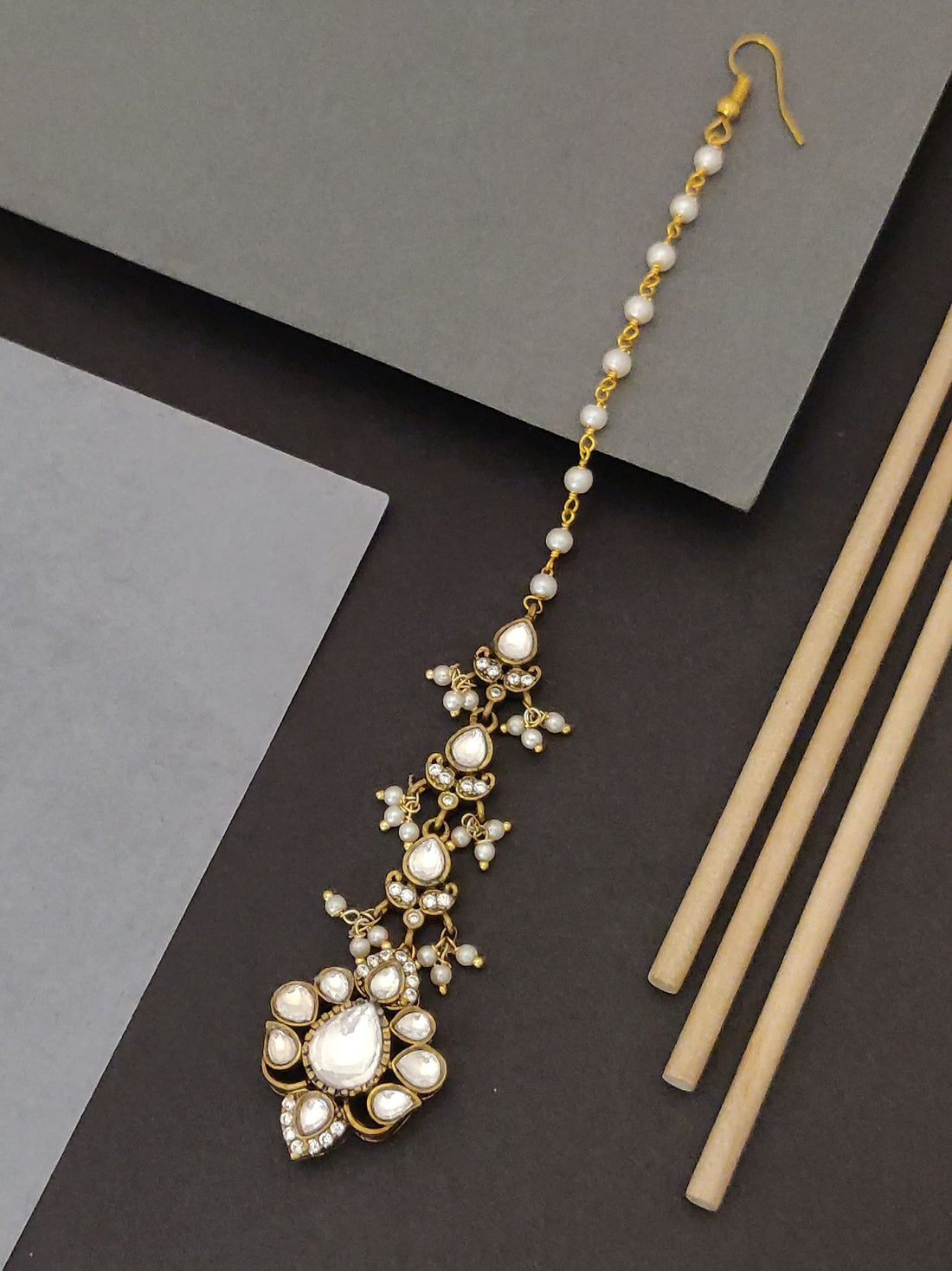 Abdesigns Kundan Pearl Maangtikka - Bridal ornate gold maangtikka with white kundan stones and hanging pearls for wedding