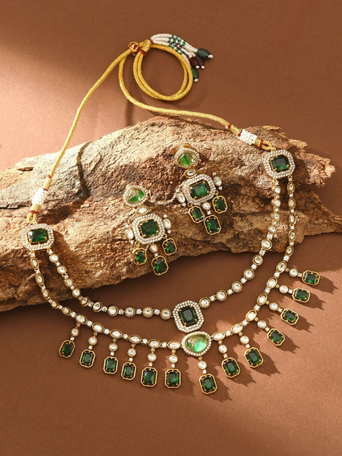 Abdesignsjewellery model wearing green stone polki choker with matching drop earrings bridal polki necklace and earrings