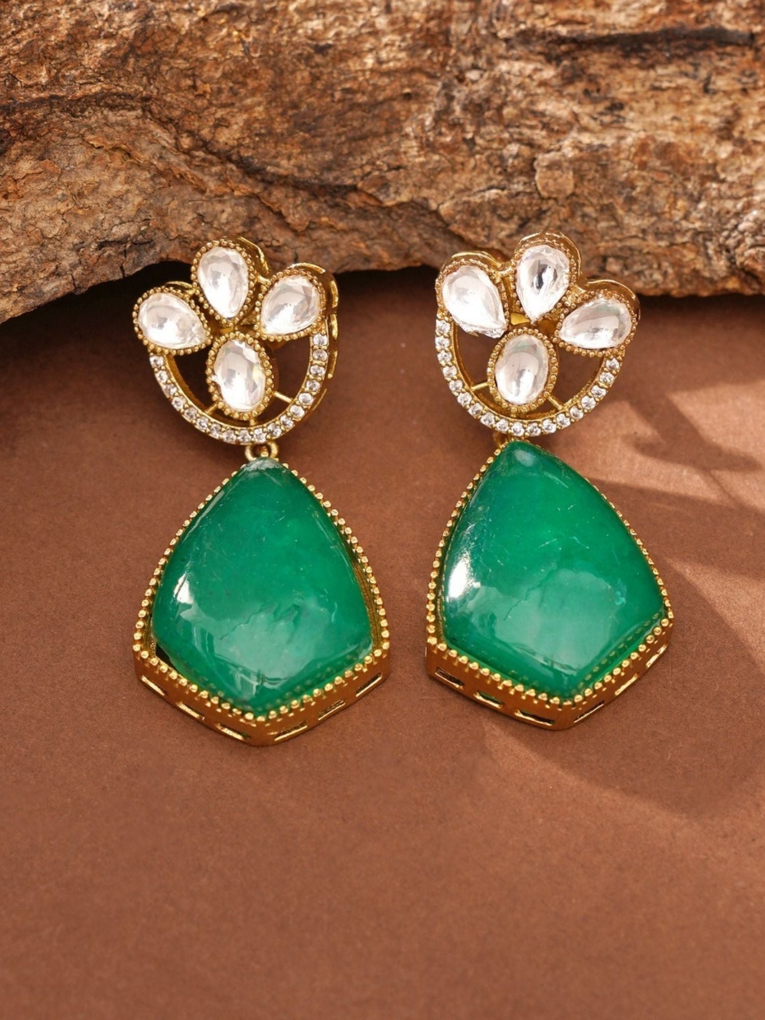 Abdesignsjewellery gold plated polki necklace set featuring matching green gemstone drop earrings and polki motifs