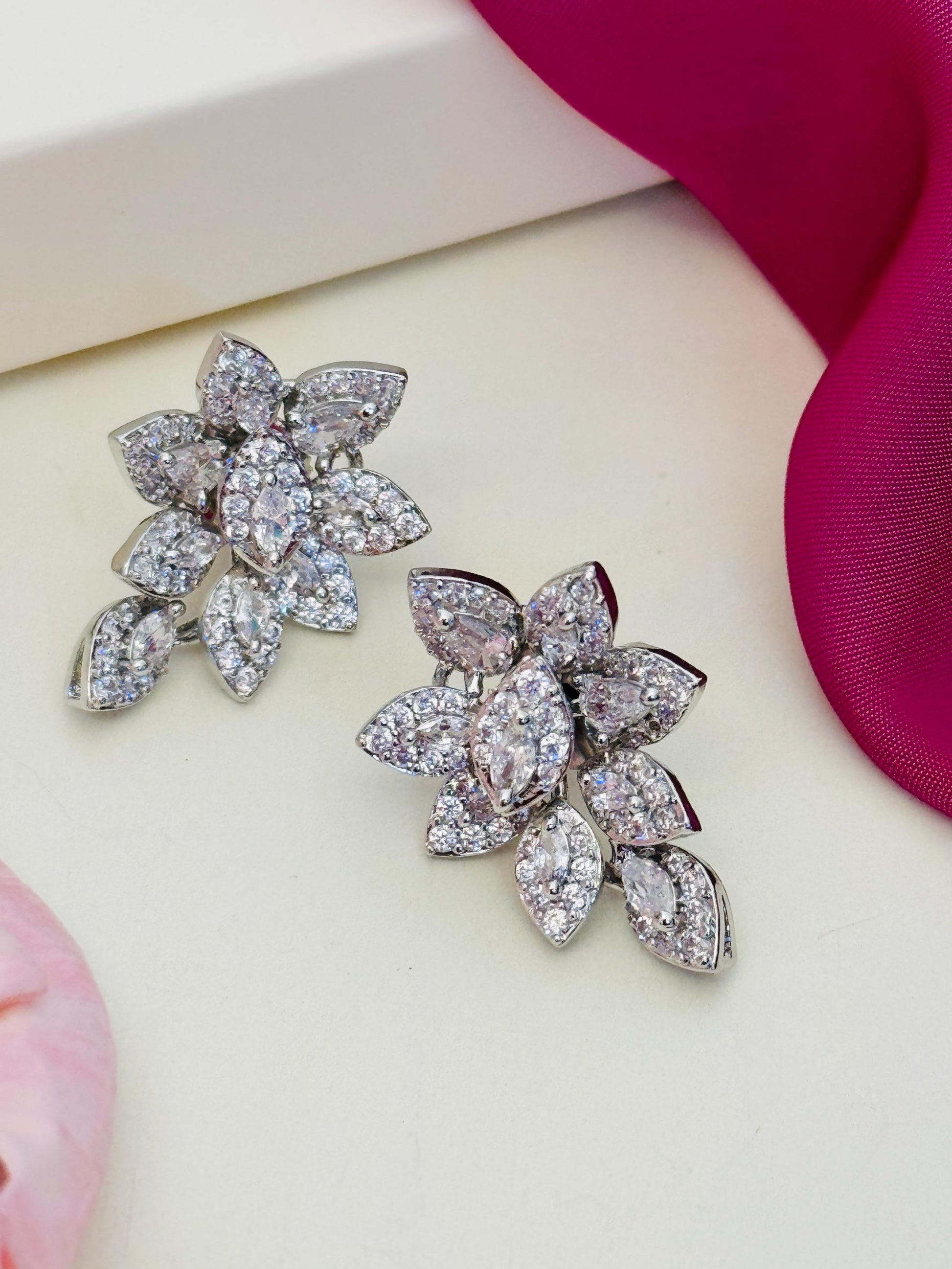 Abdesigns Jewellery Elegant Floral Imitation Earrings with sparkling crystal stones in a flower design