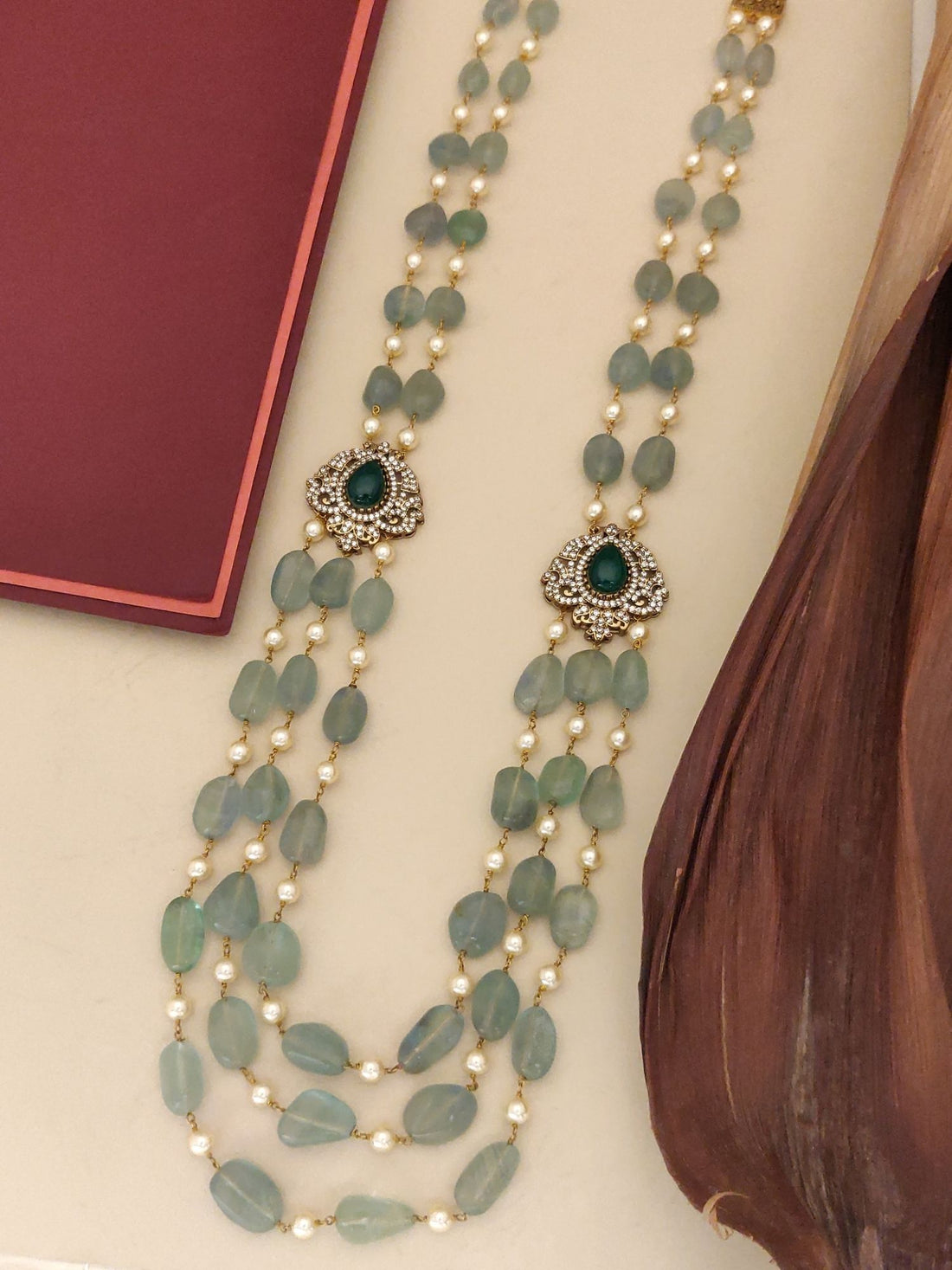 Abdesigns Jewellery Elegant Multi-Strand Beaded Necklace with green beads and pearl accents