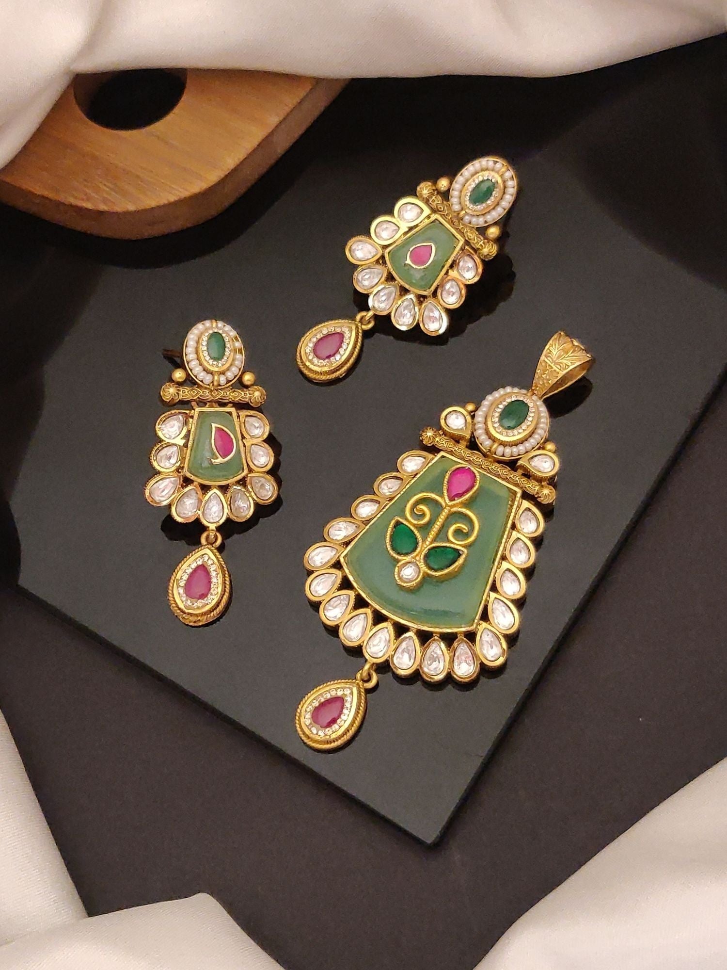 Abdesigns Jewellery Elegant Pendents Set with Stones in gold with green and pink accents