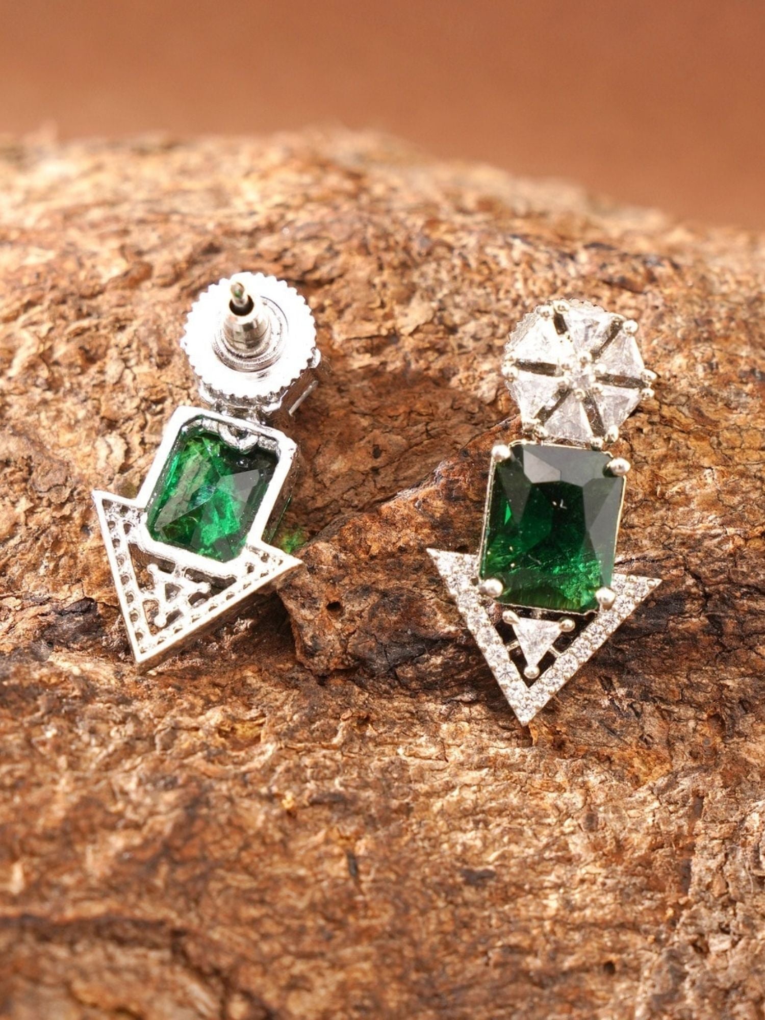 Abdesigns Jewellery Green Stone Arrow Earrings featuring silver arrow design with emerald green stones