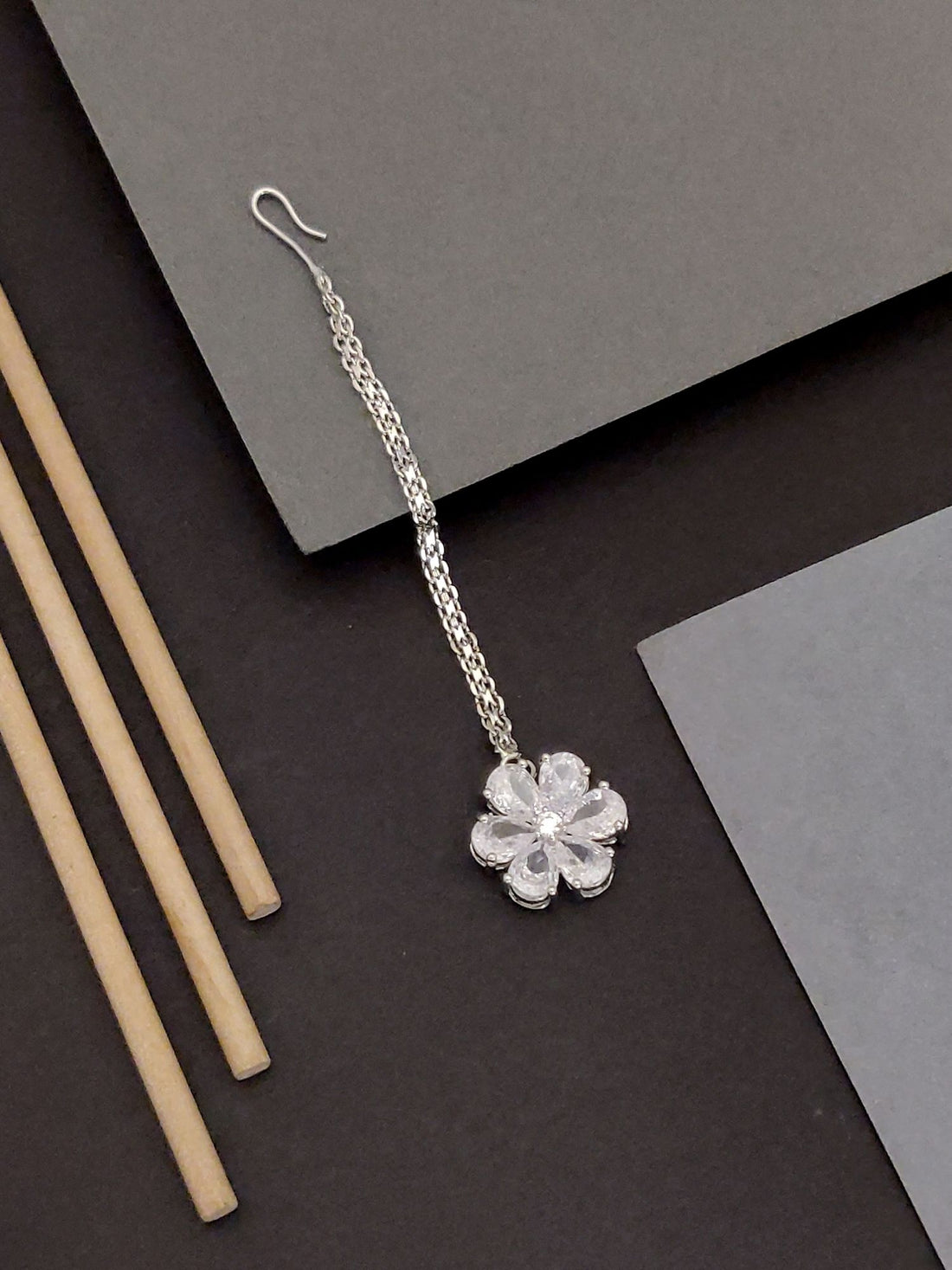 Abdesigns Jewellery Silver Flower Maangtikka for Elegant Style with intricate chain and floral pendant