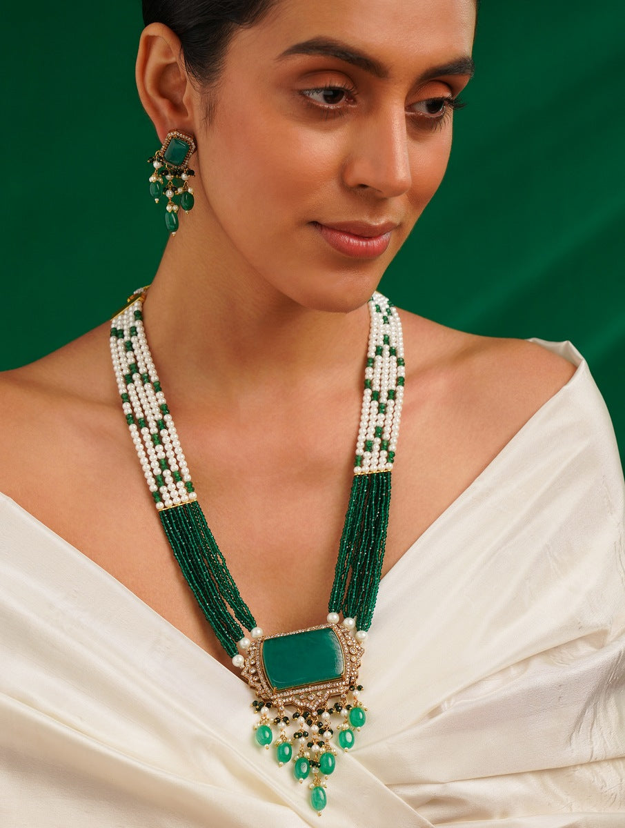 Abdesignsjewellery Emerald Green Stones Bridal Necklace Set with layered beads and matching earrings