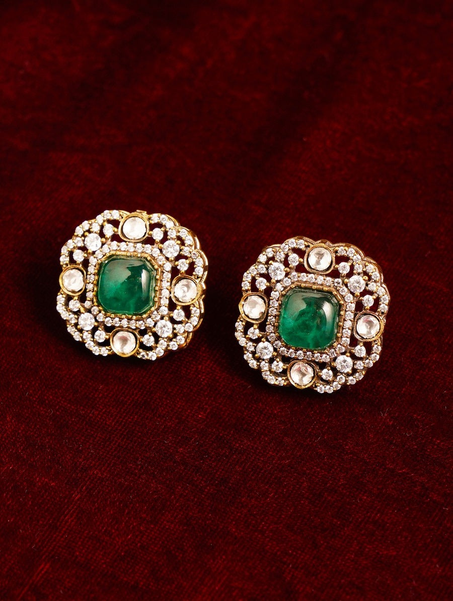 Abdesignsjewellery Emerald Polki Diamond Stud Earring with green emerald center and surrounding polki diamonds