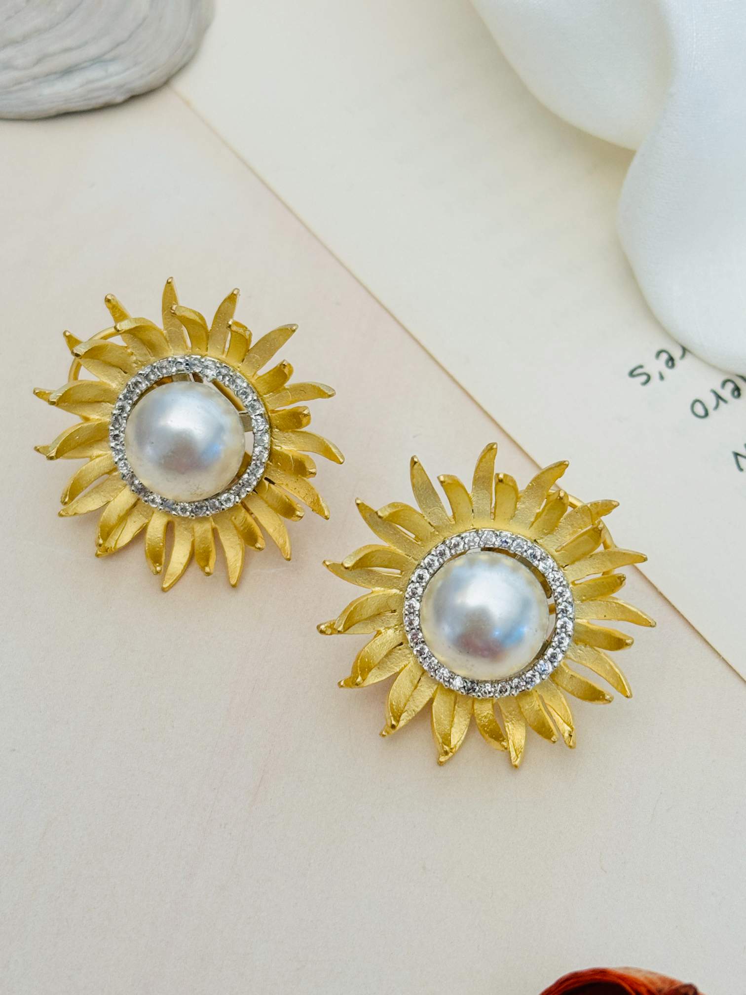 Abdesignsjewellery Gold Plated Polki Pendant Chain Set featuring floral design with pearl center and rhinestone accents