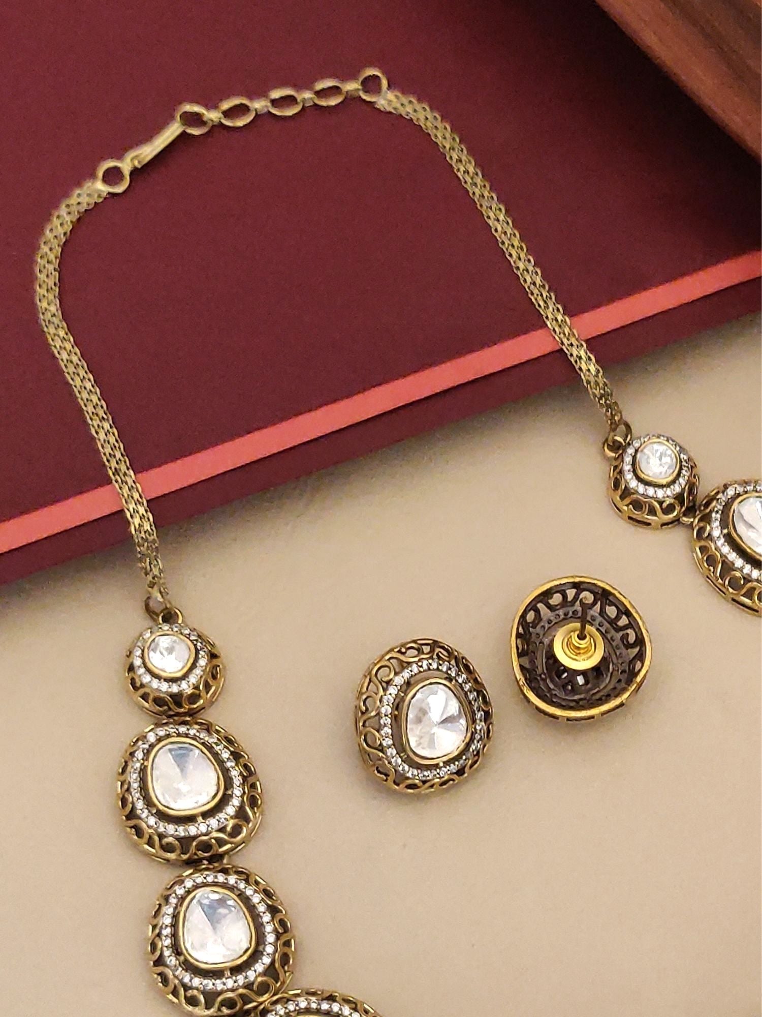 Antique Gold Plated Polki Necklace Set with Intricate Design and Sparkling Stones
