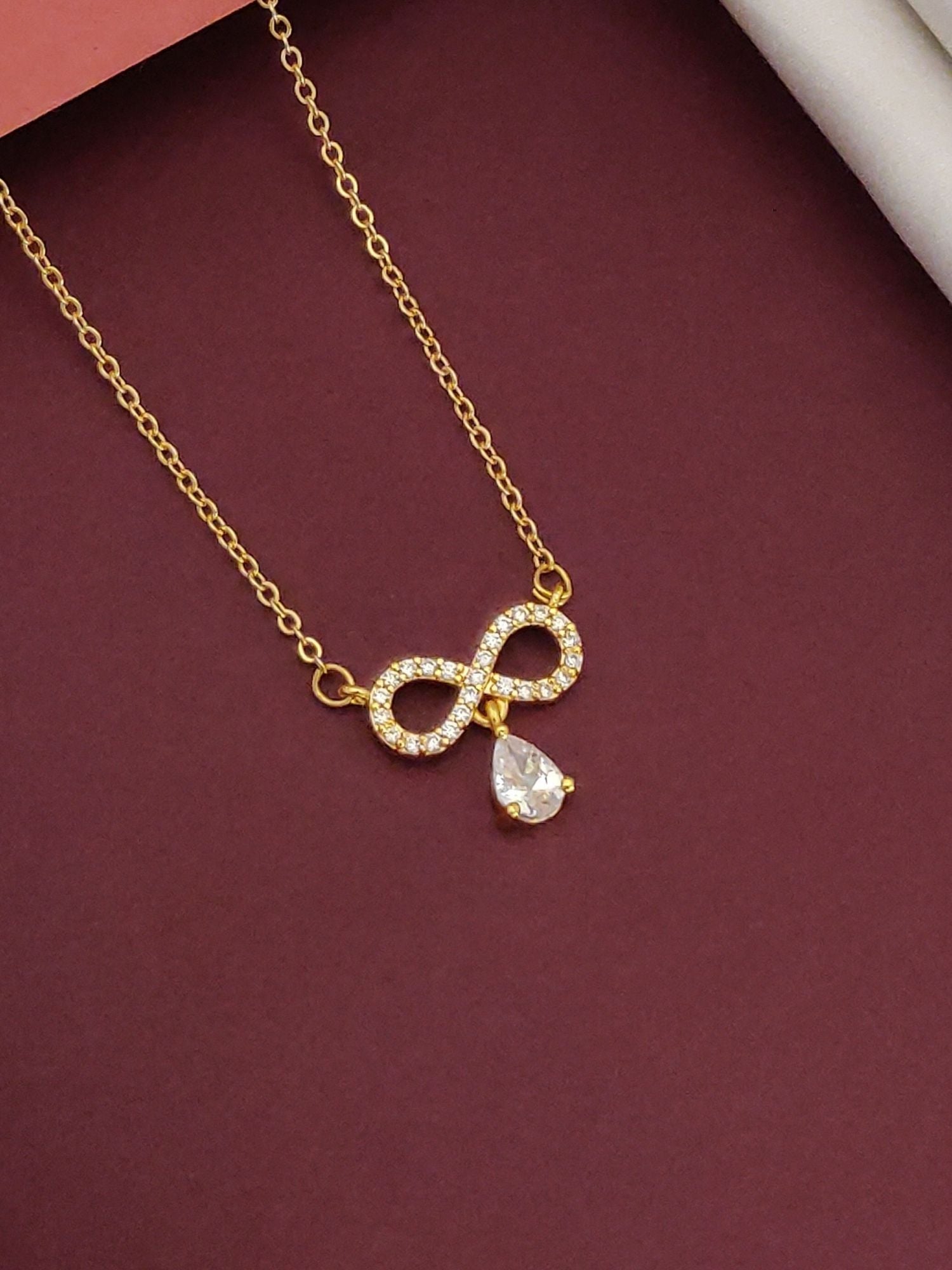 Abdesignsjewellery daily wear infinity necklace with a sparkling pendant design surrounded by crystals