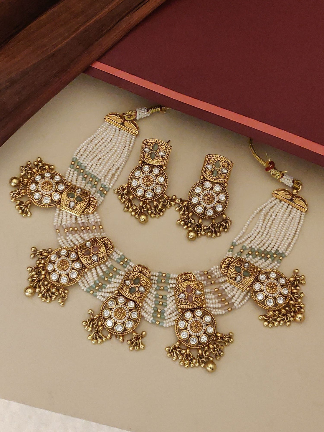 Abdesigns Jewellery Traditional Necklace with Pearl Beads and Gold Detailing for Festive Occasions