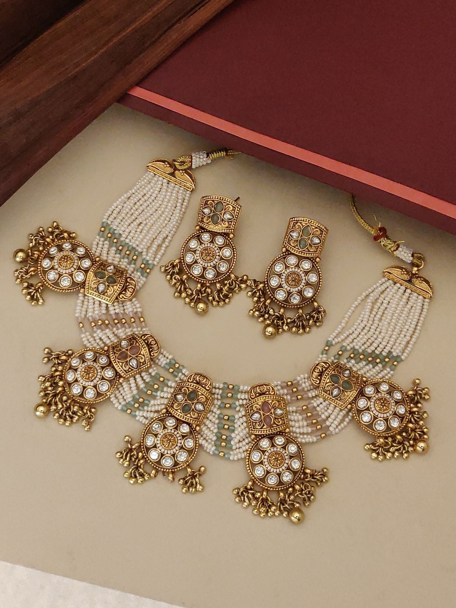 Abdesigns Jewellery Traditional Necklace with Pearl Beads and Gold Detailing for Festive Occasions