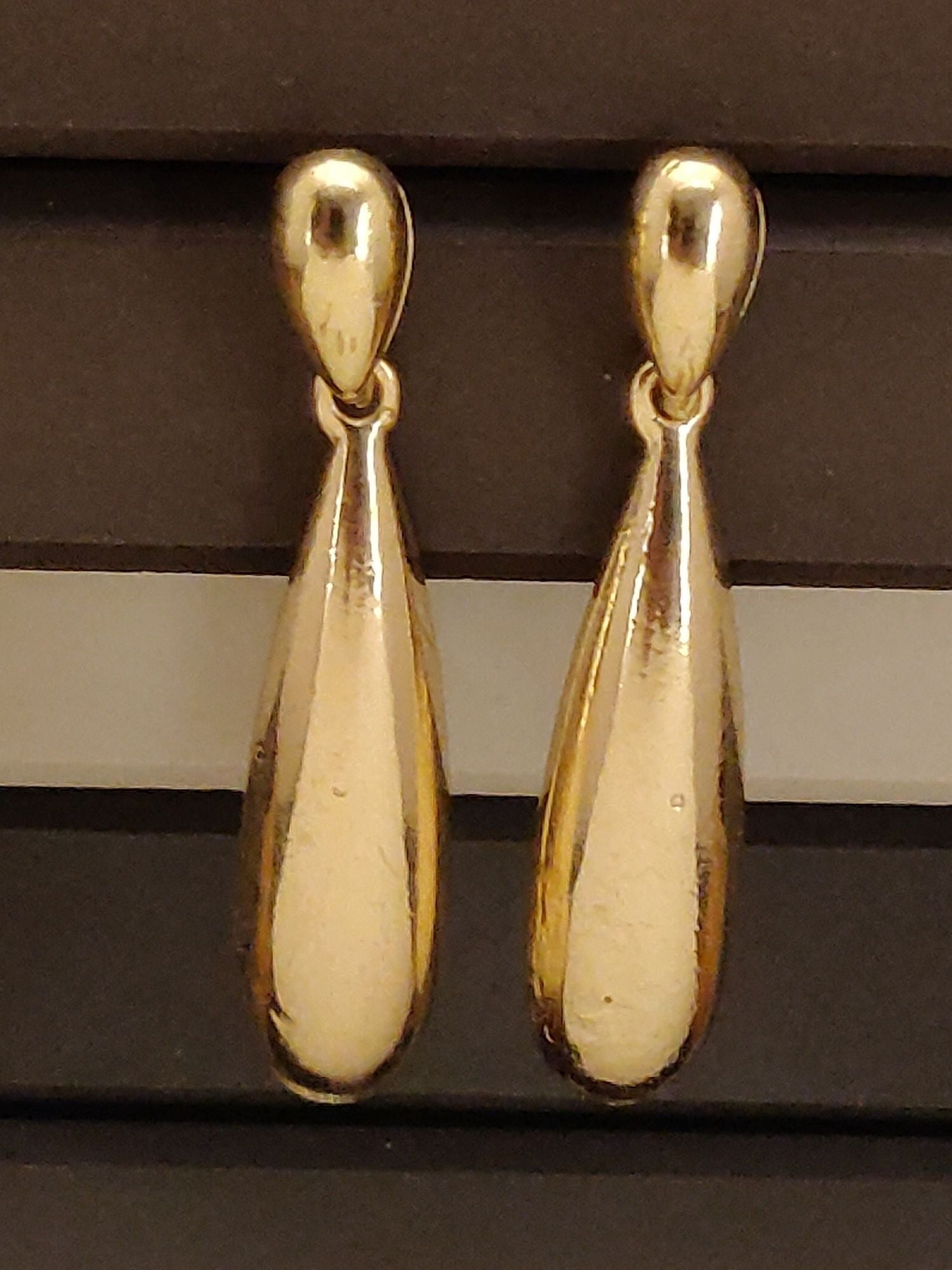 Gold Plated Chic Drop Earring with a sleek and elegant design for stylish accessorizing
