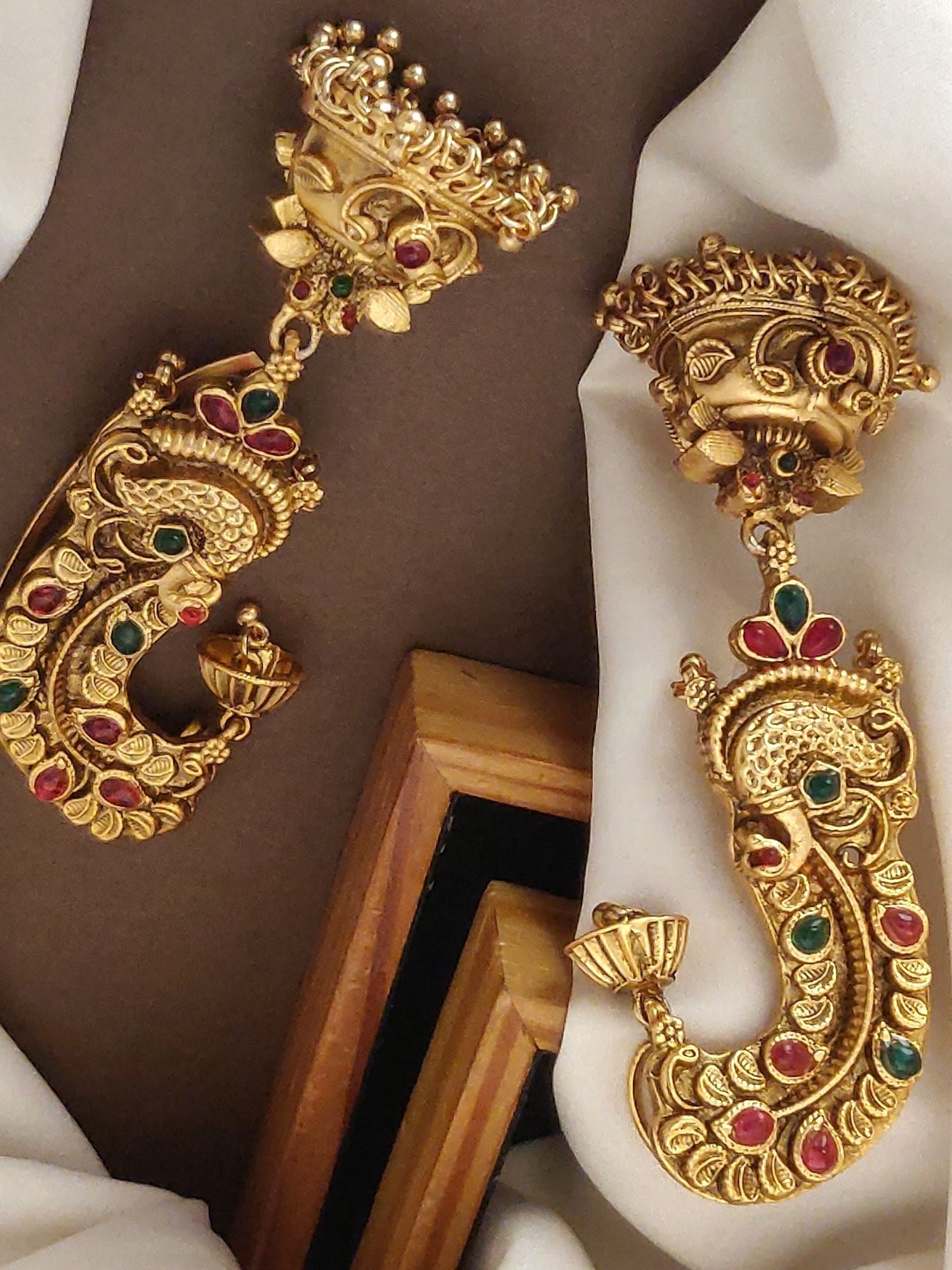 Stunning high quality ear cuff earrings featuring intricate gold design and colorful gemstones