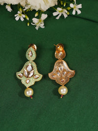 Thumbnail for High Quality Traditional Kundan Necklace Set featuring intricate gold and pearl earrings by Abdesignsjewellery