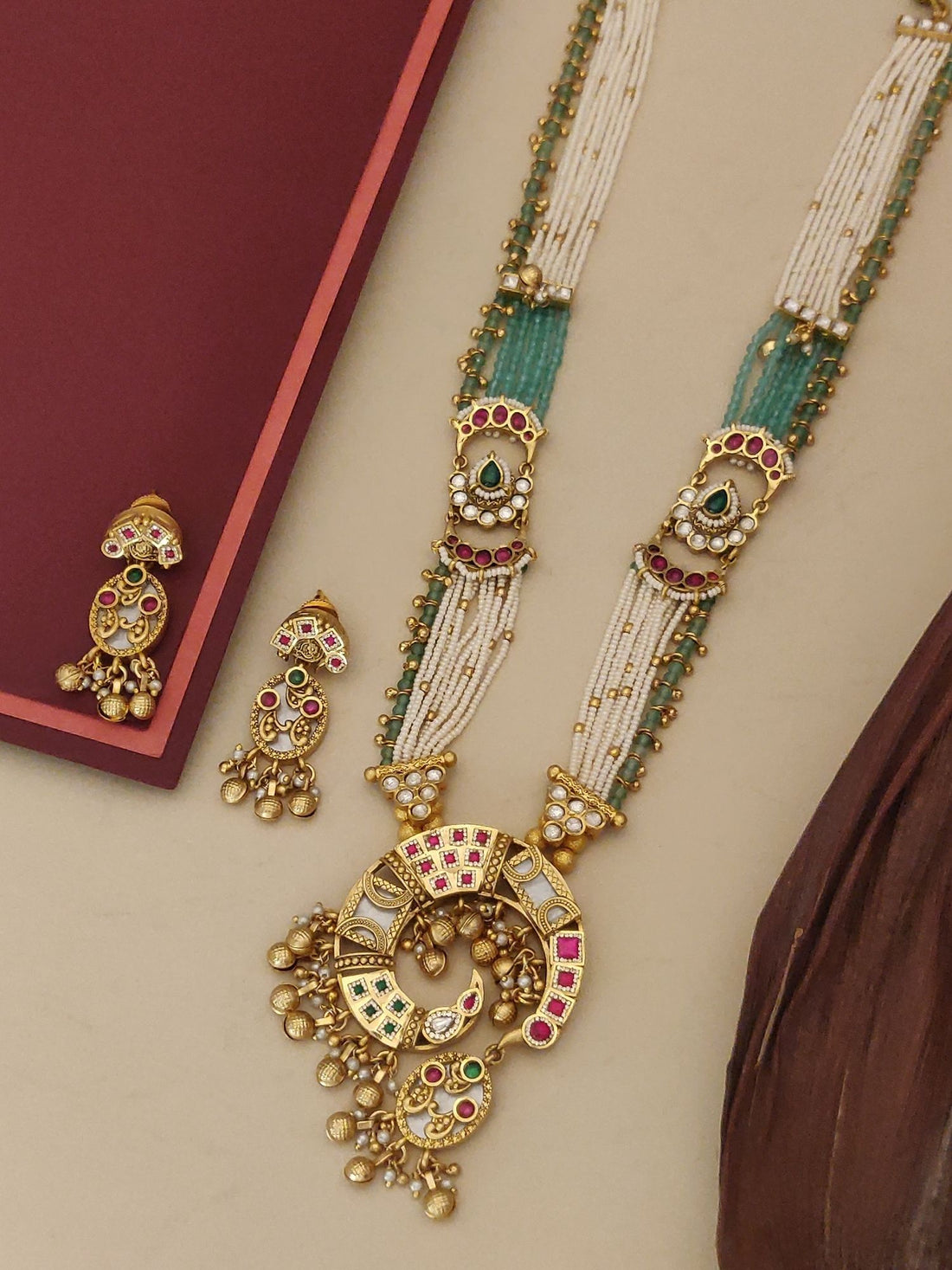 Long Gold Plated Artificial Stones Beads Necklace Set multi strand white and green beads with gold pendant and matching earrings