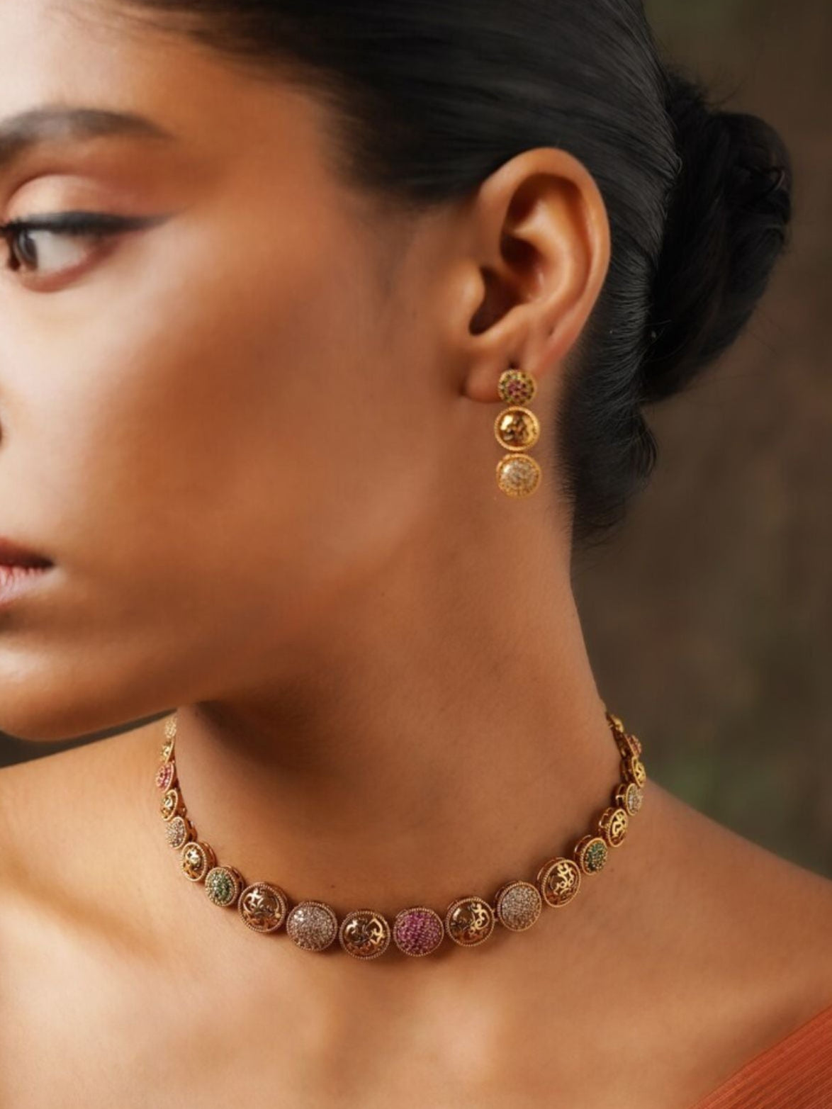 Abdesignsjewellery South Indian gold plated necklace with matching earrings on model