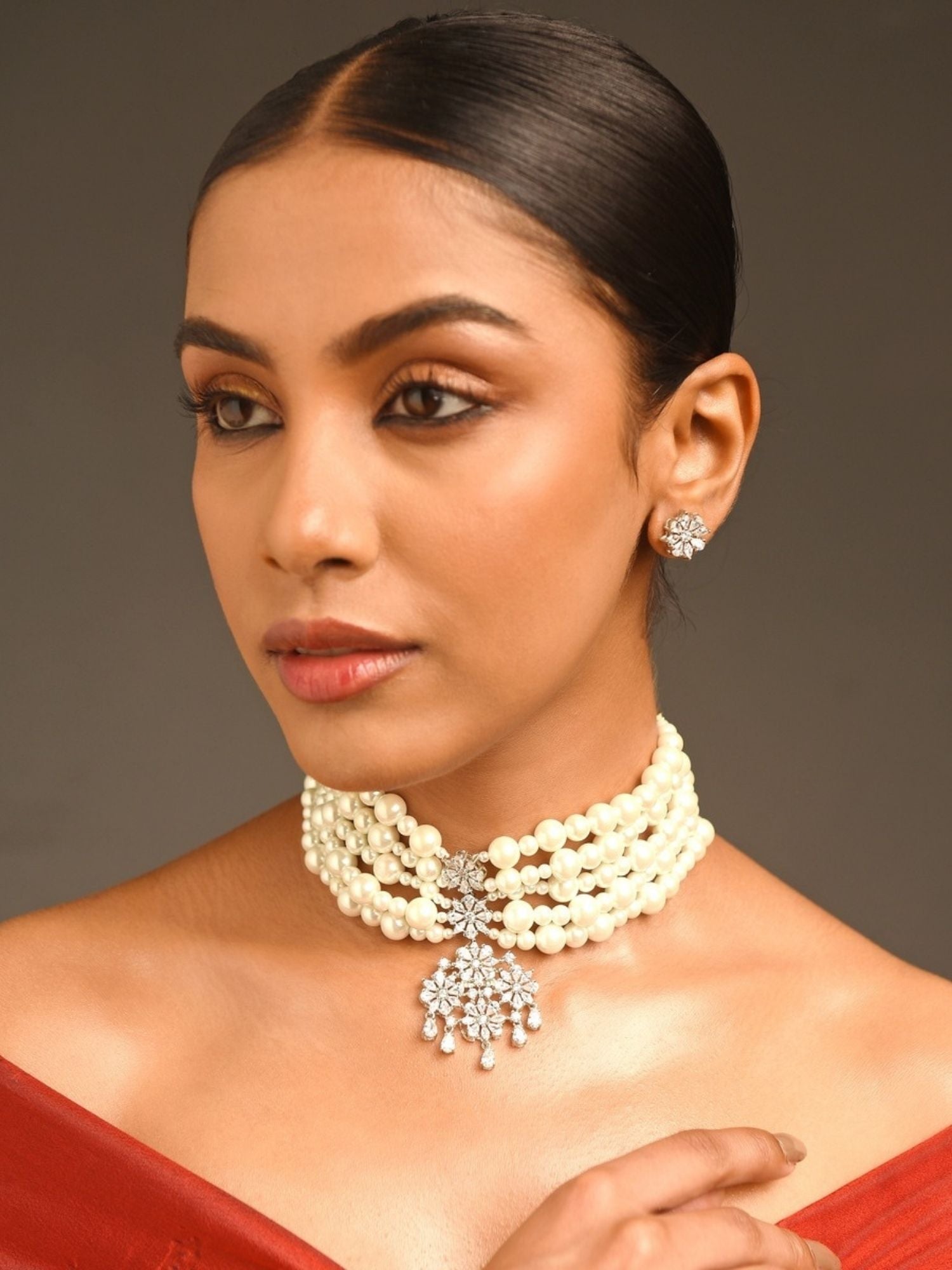 Latest Silver Plated Pearl Choker Diamond Necklace worn by model with matching earrings
